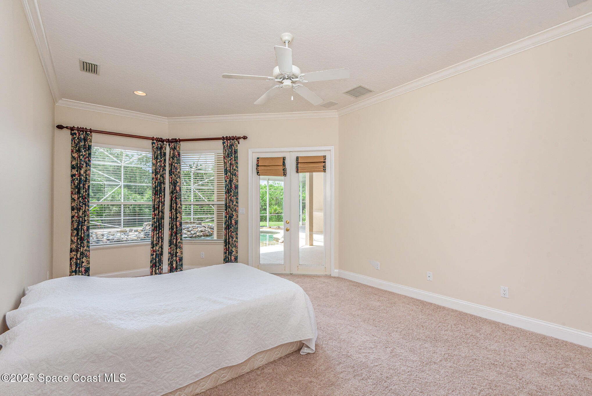 945 Fostoria Drive