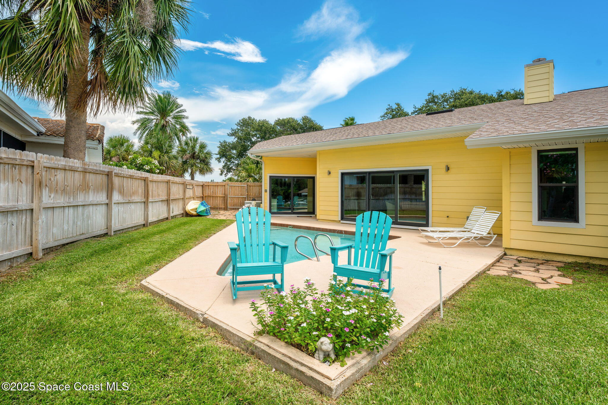 33 Yawl Drive