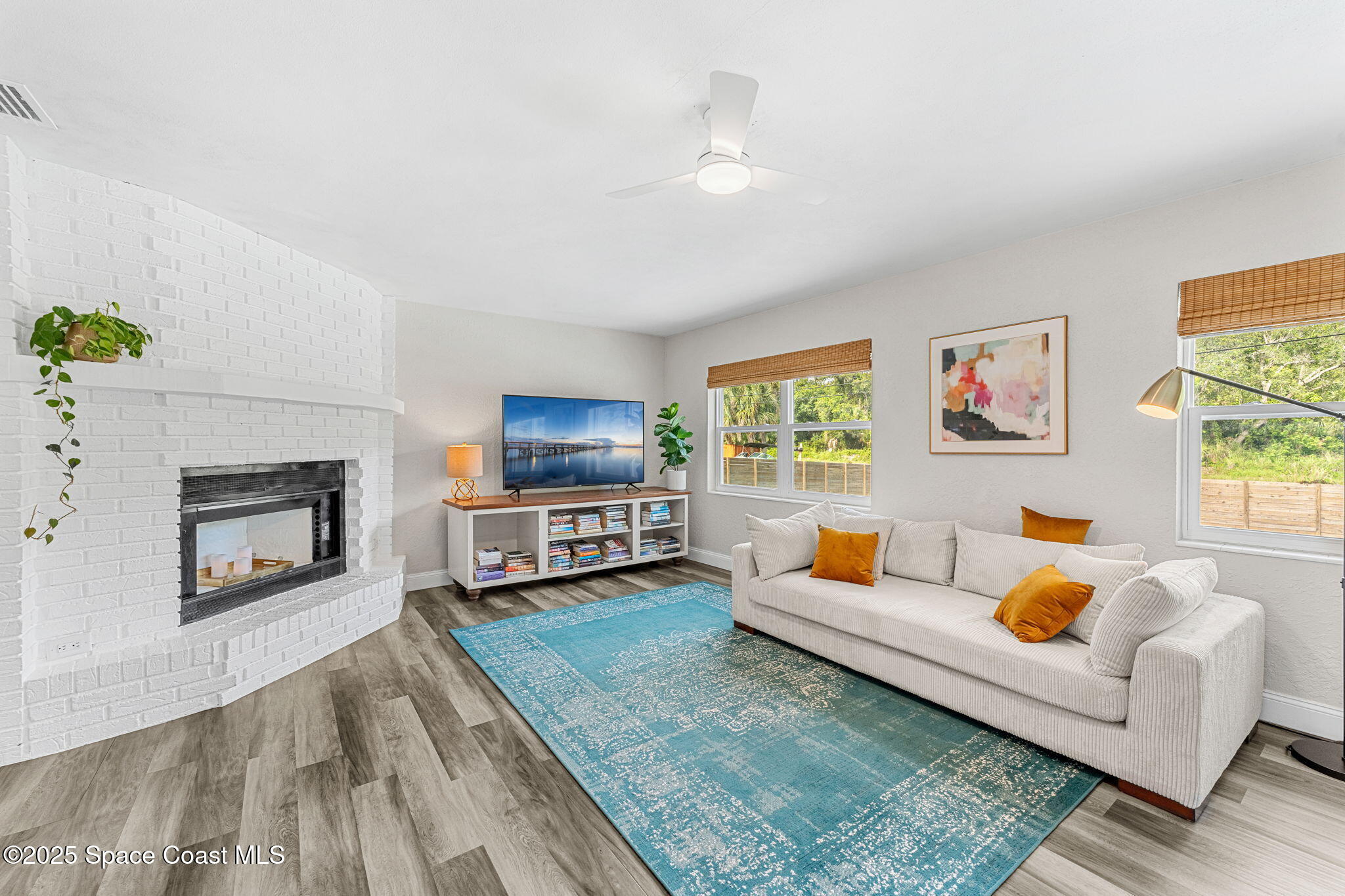 328 Magnolia Avenue
