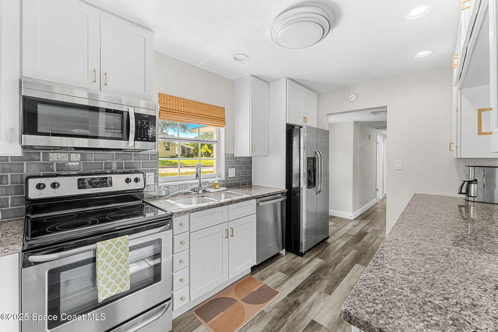 328 Magnolia Avenue