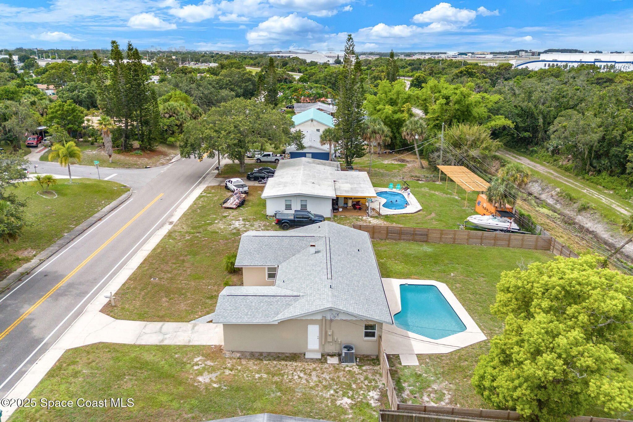 328 Magnolia Avenue