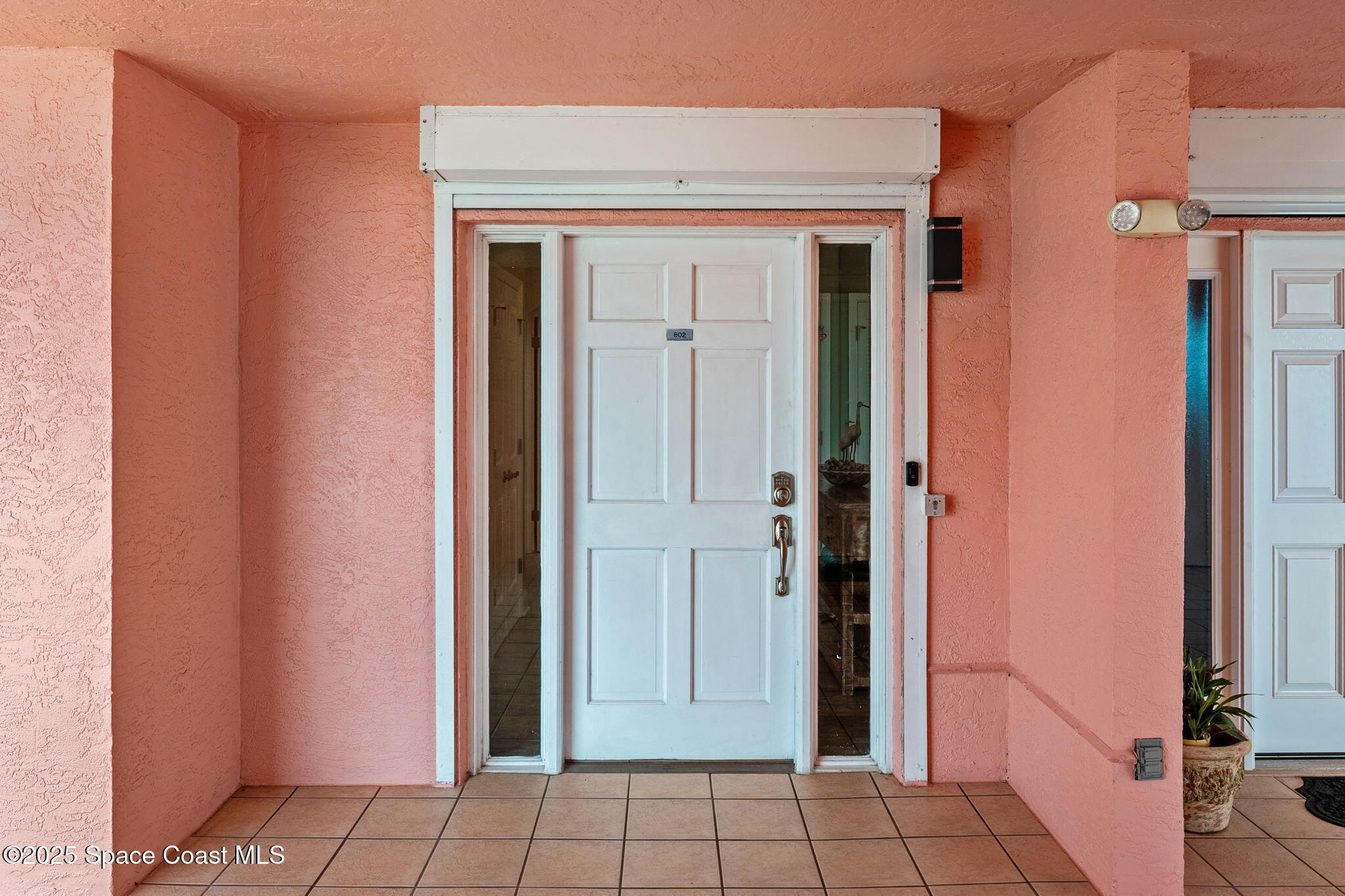 5635 Highway A1a, A802
