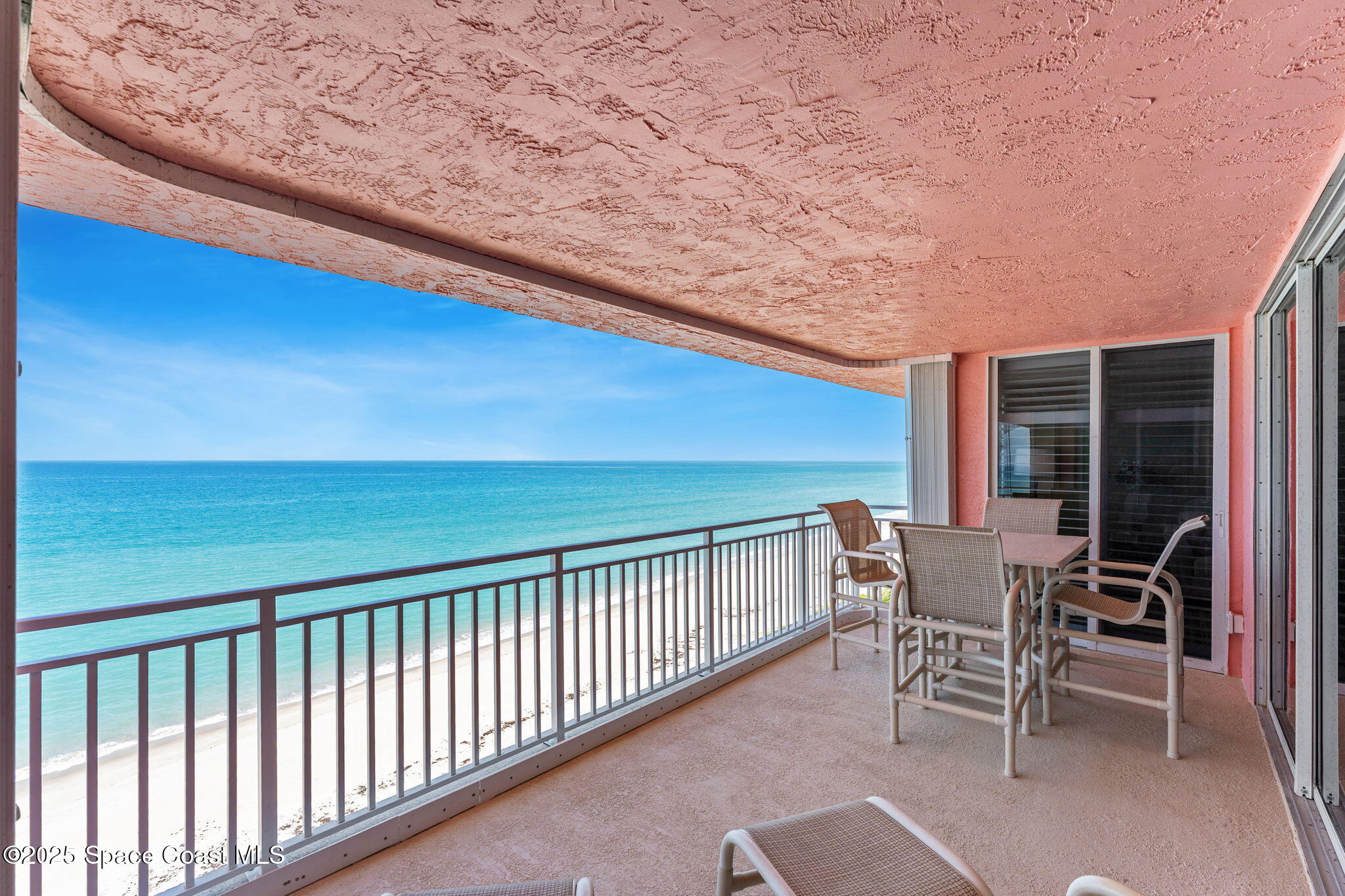 5635 Highway A1a, A802