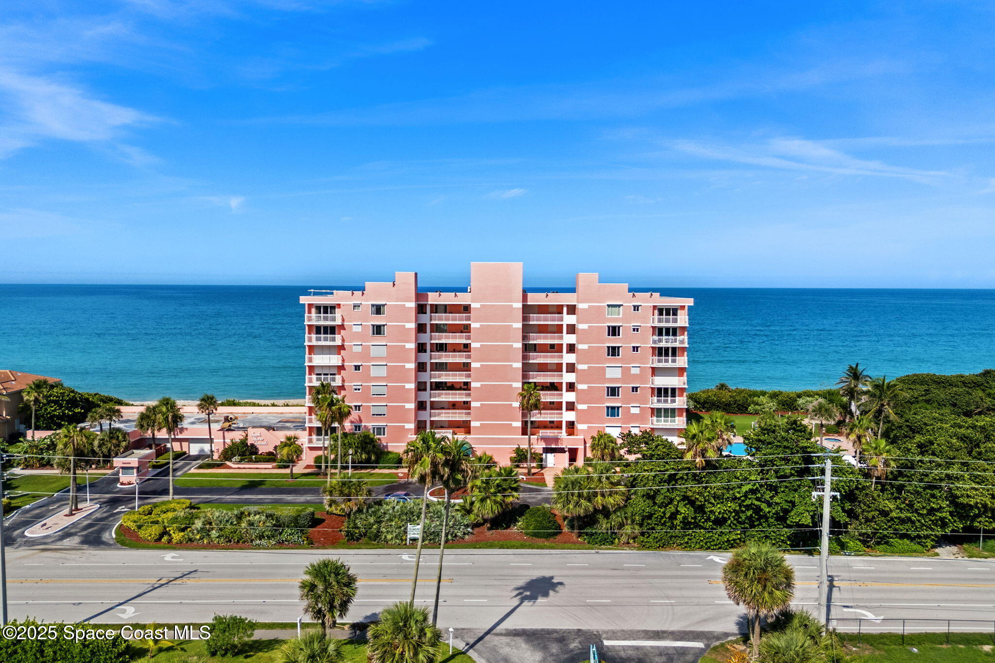 5635 Highway A1a, A802