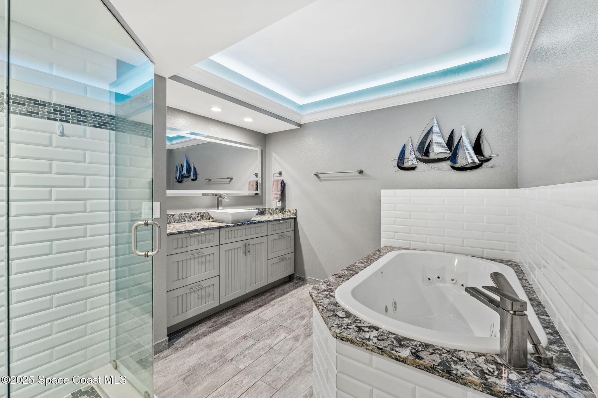 5635 Highway A1a, A802