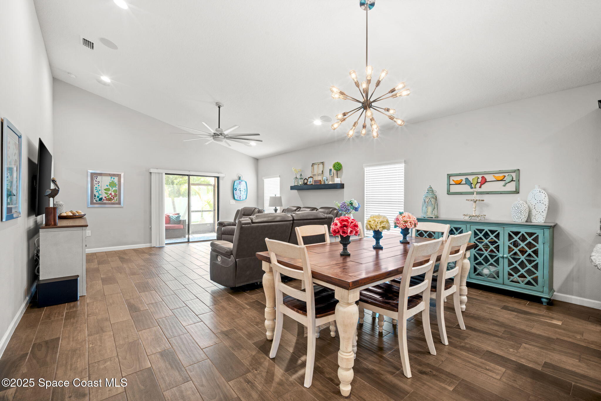 1586 Fuji Drive