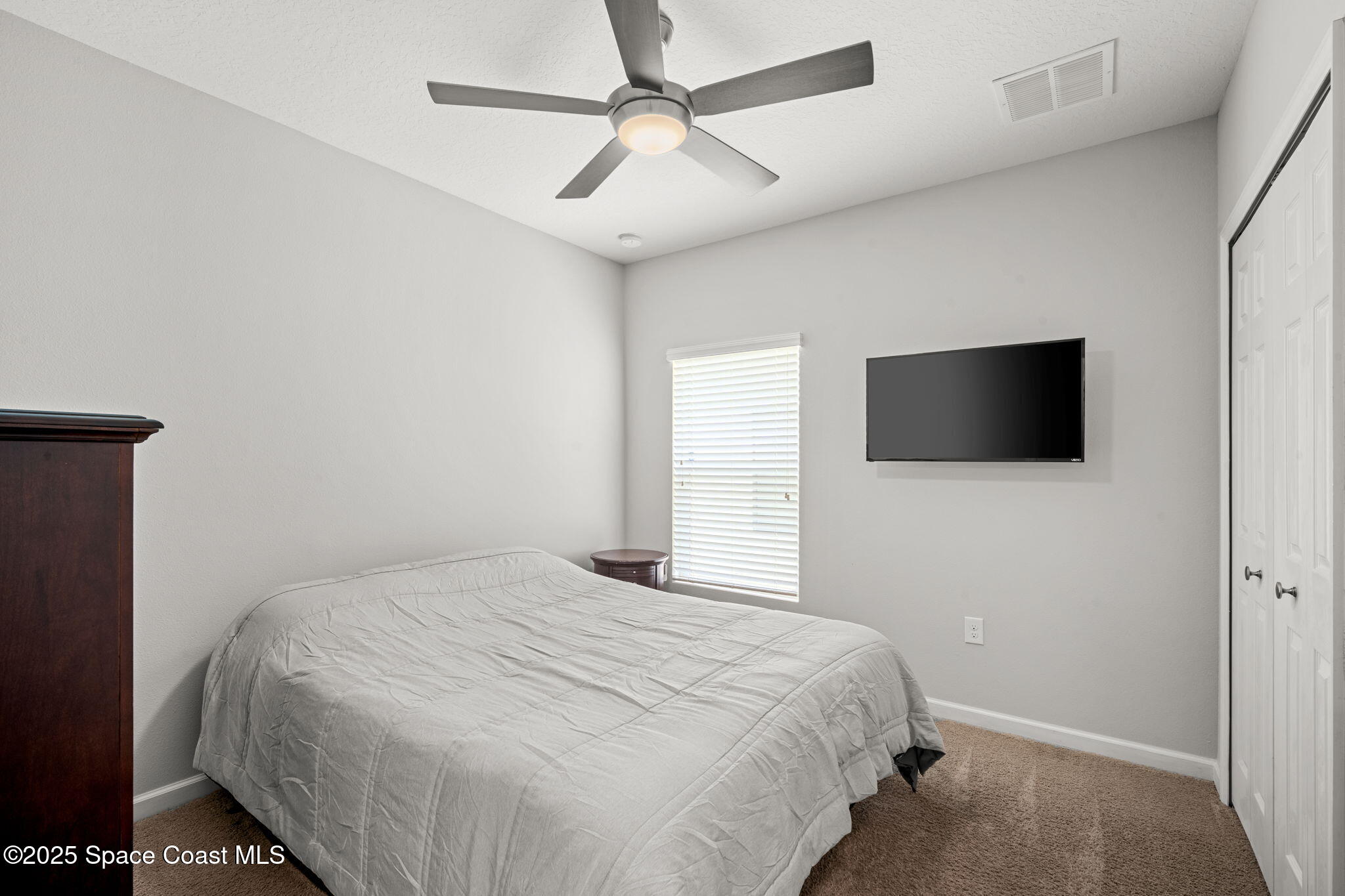 1586 Fuji Drive