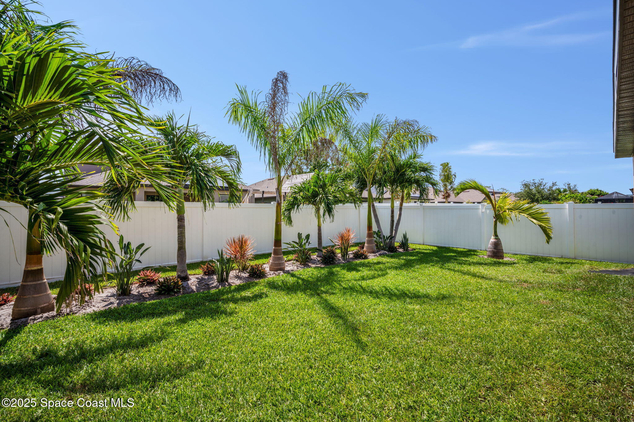 1586 Fuji Drive