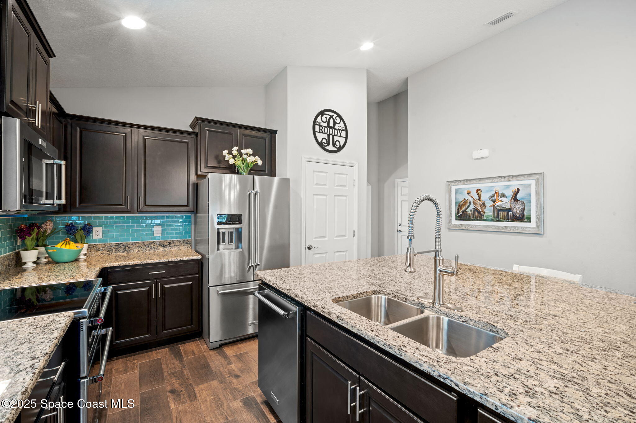 1586 Fuji Drive