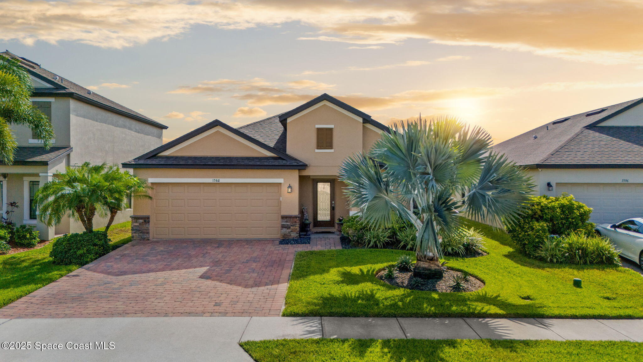 1586 Fuji Drive