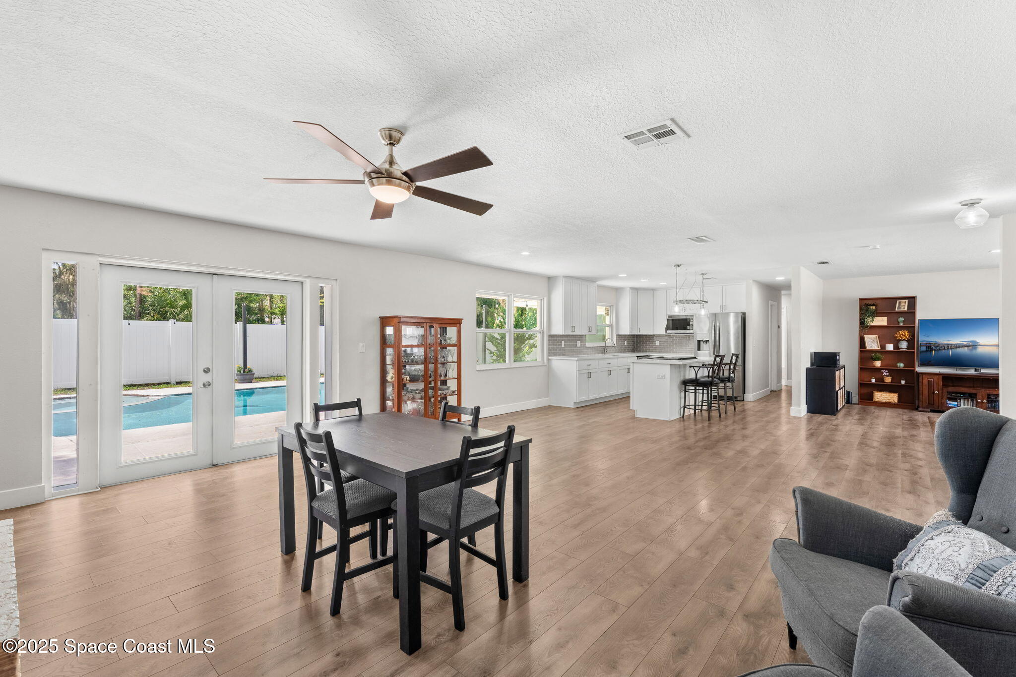 1119 Manatee Drive