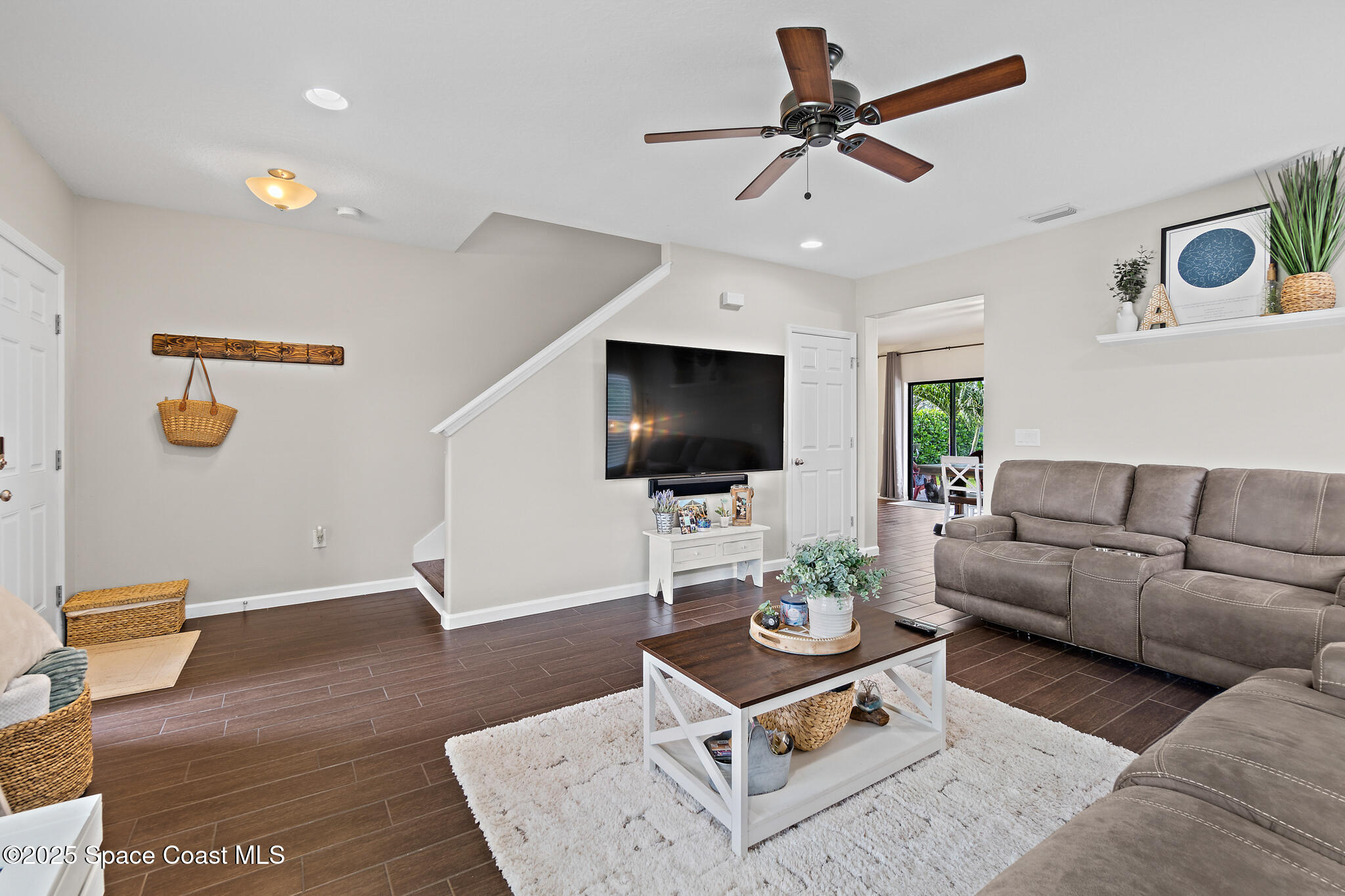 739 Fiddleleaf Circle