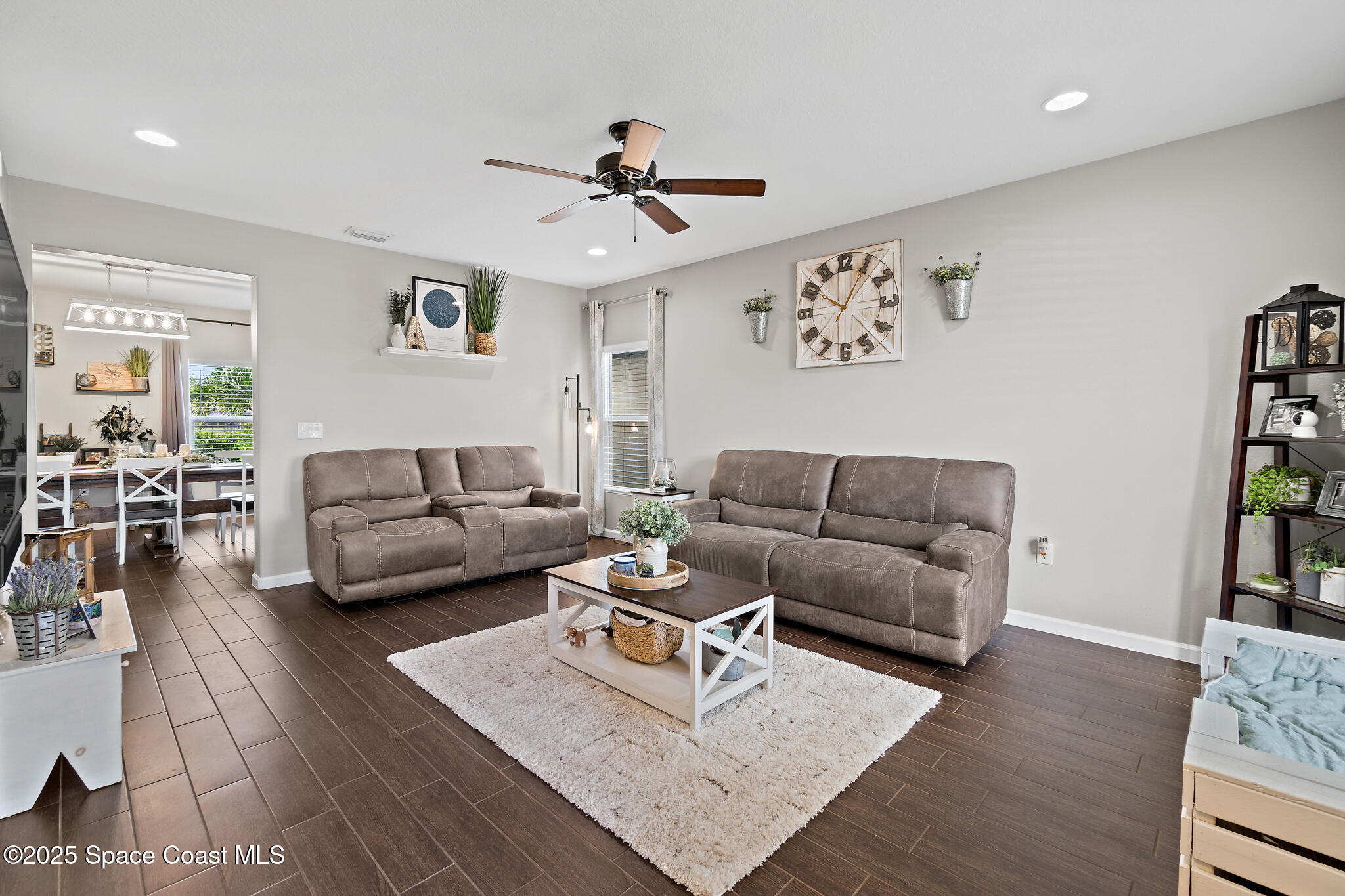 739 Fiddleleaf Circle