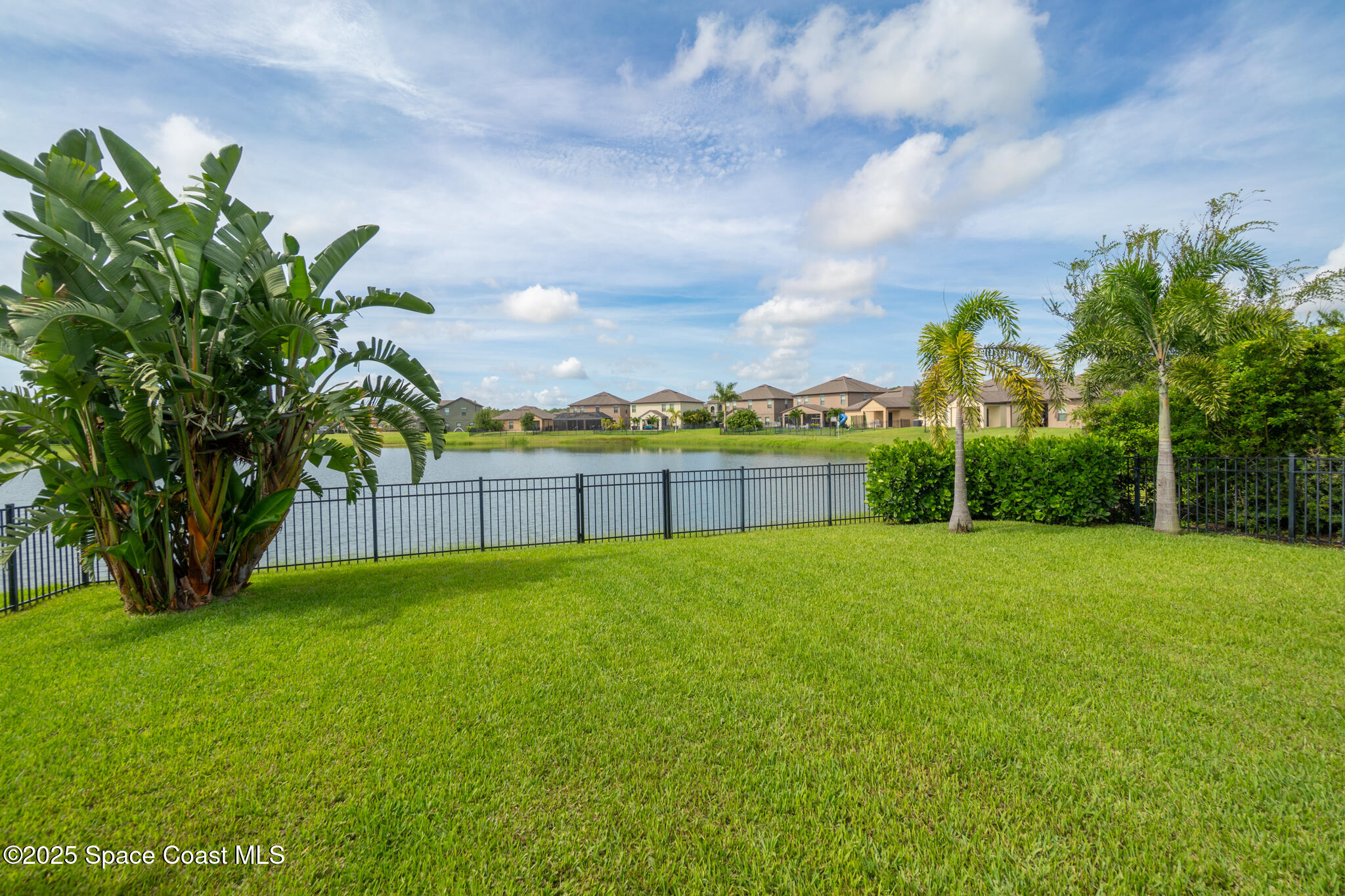 739 Fiddleleaf Circle