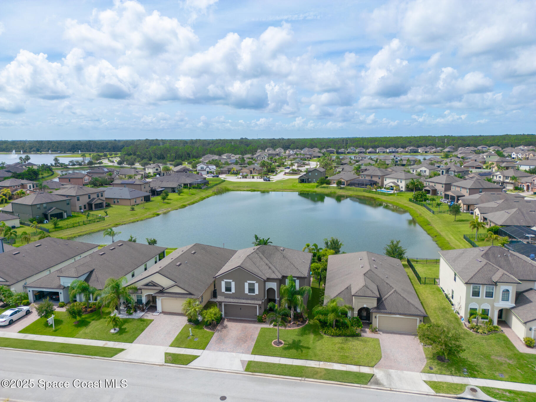 739 Fiddleleaf Circle