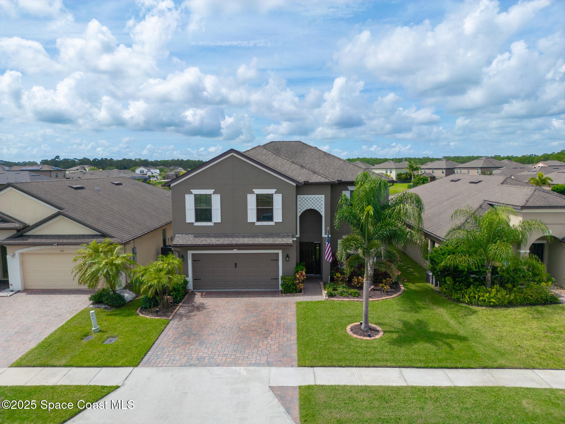 739 Fiddleleaf Circle