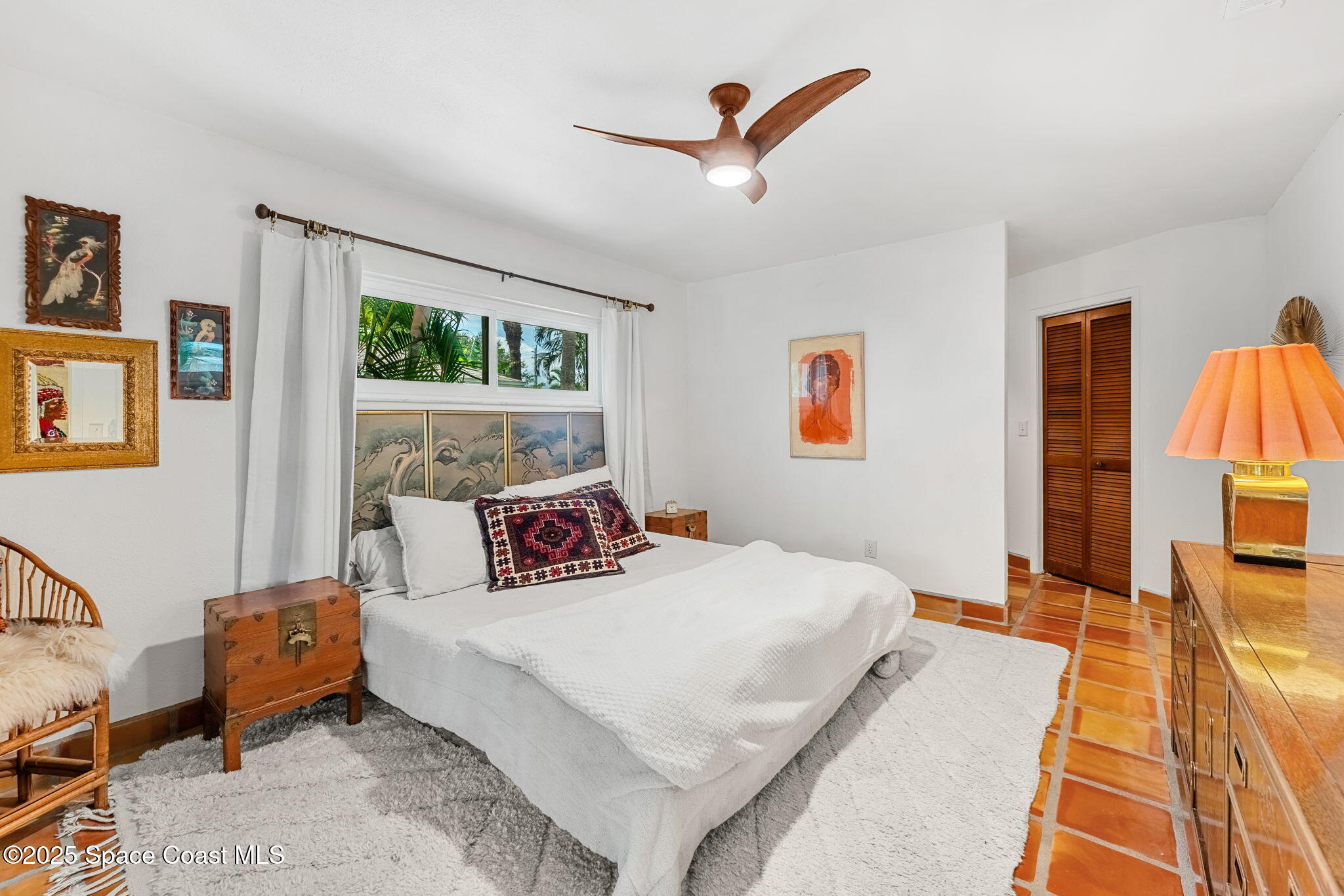 445 Desoto Parkway