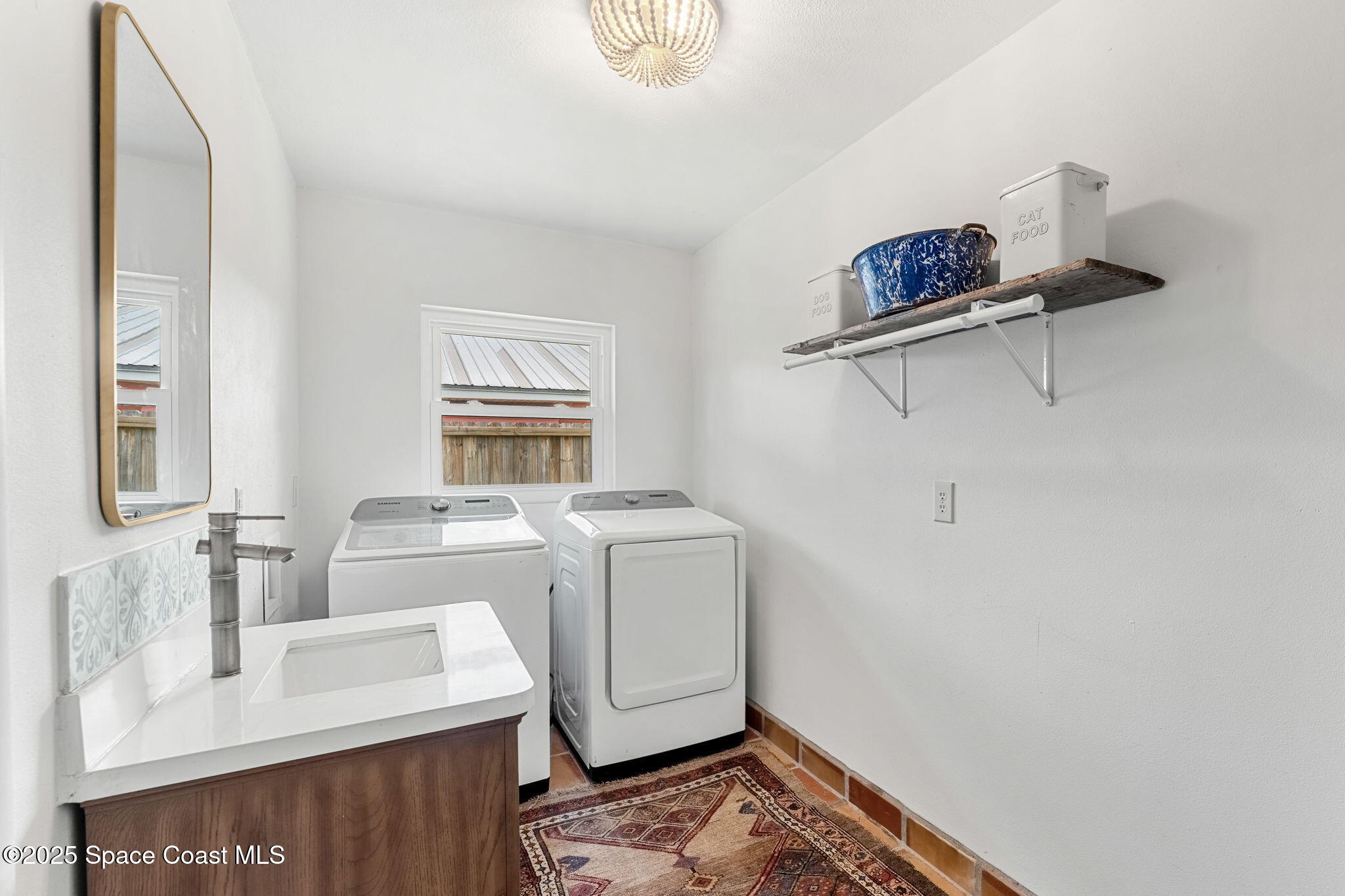 445 Desoto Parkway