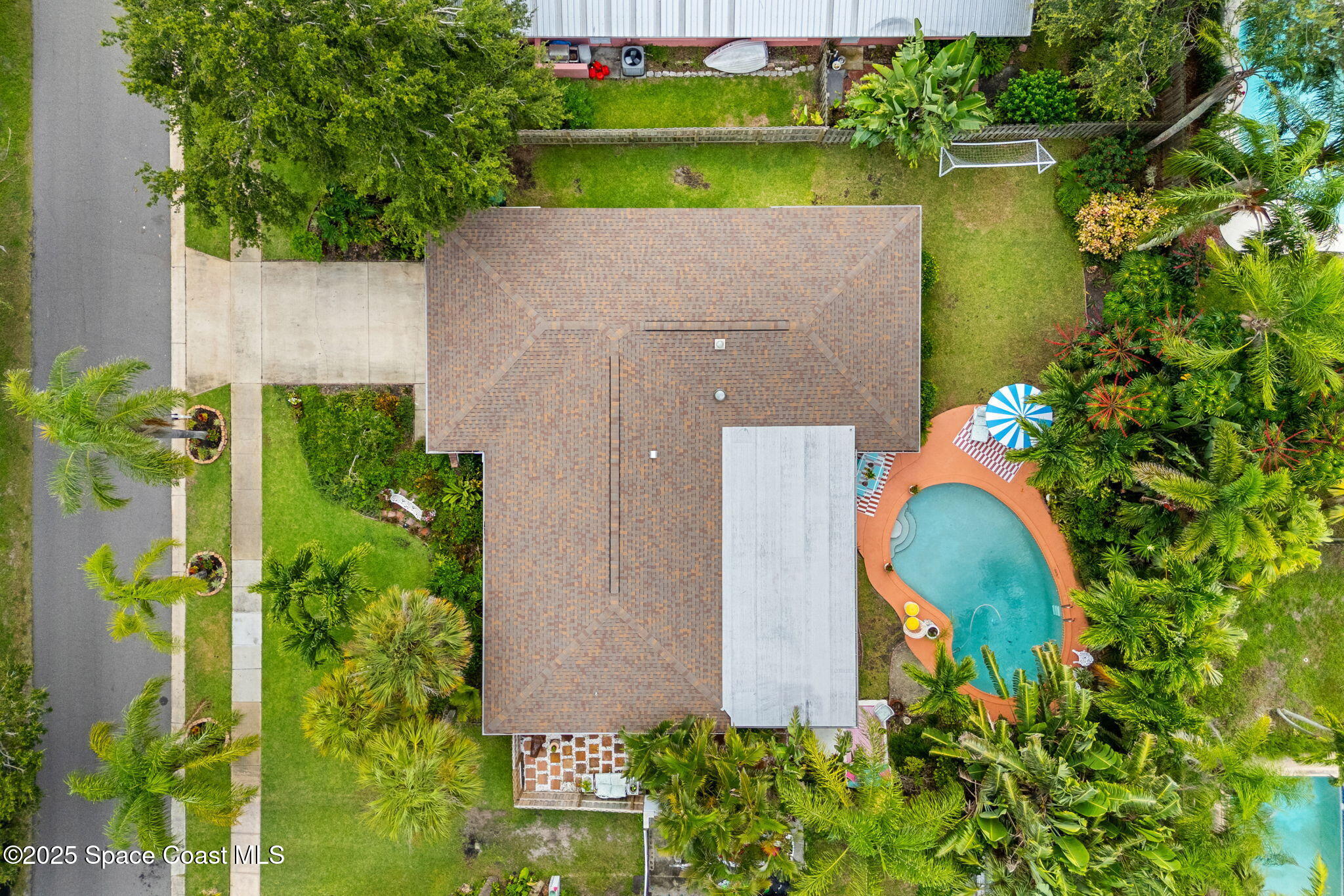 445 Desoto Parkway