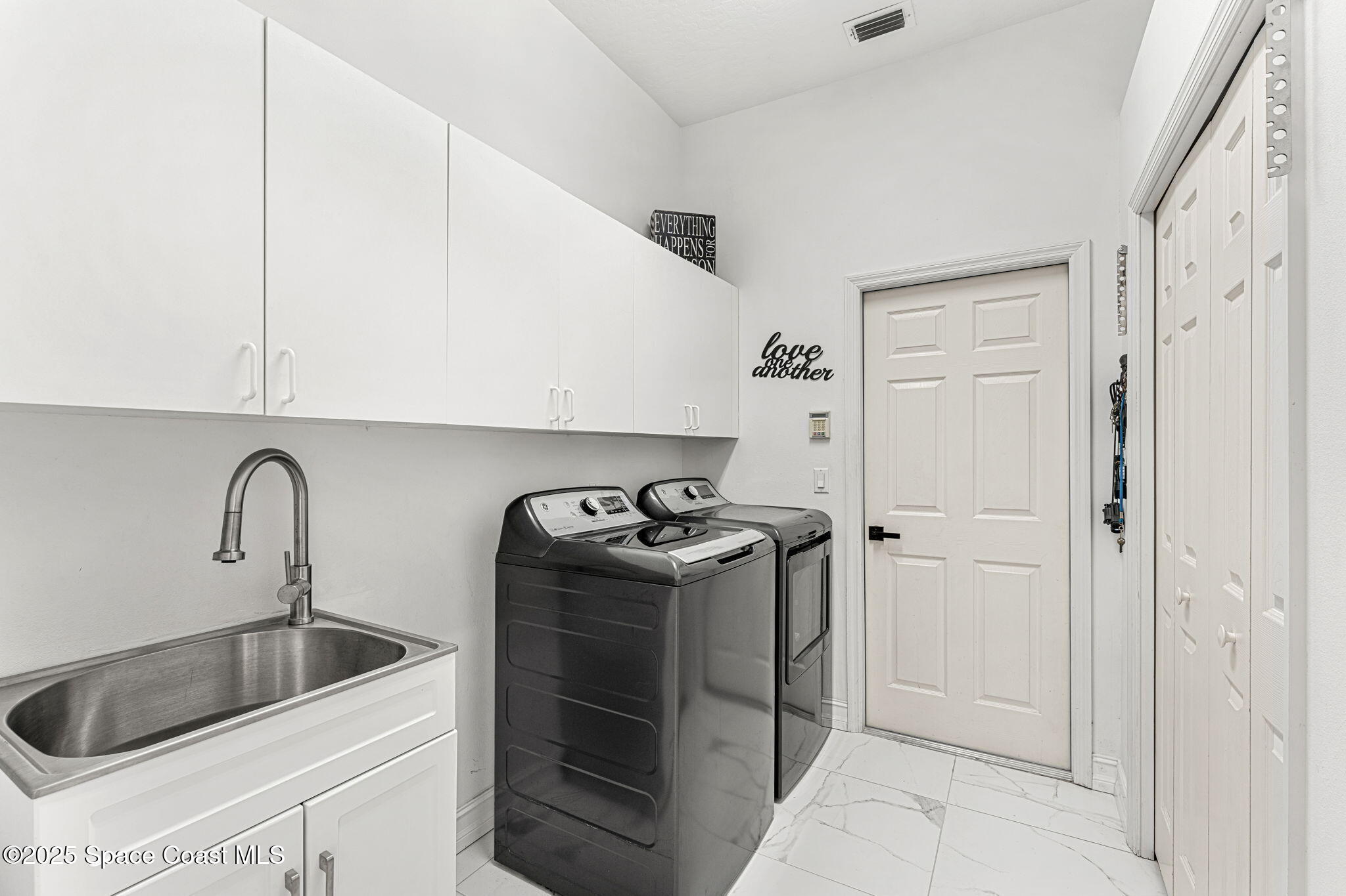227 Loggerhead Drive