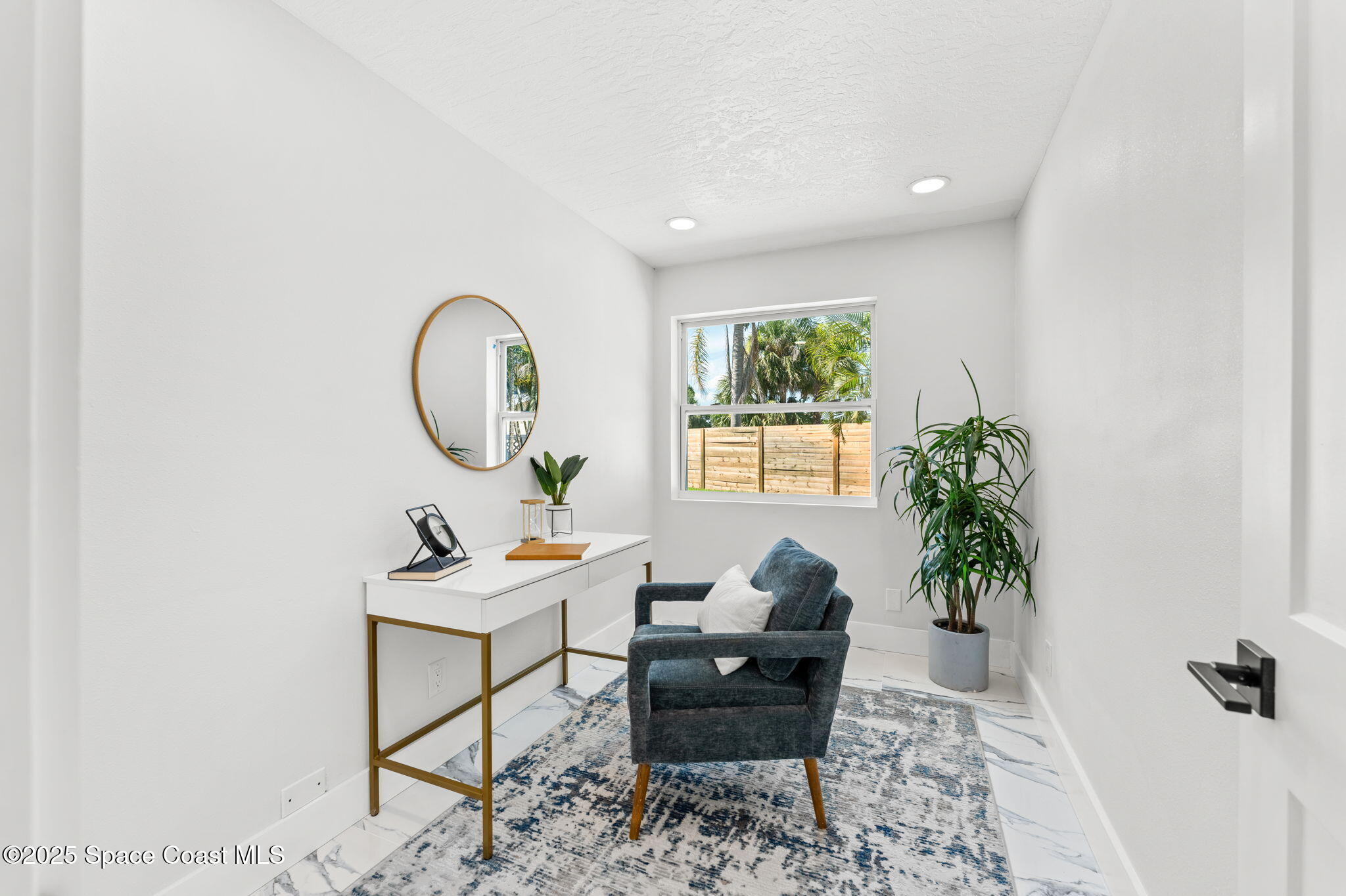 398 Riverview Lane