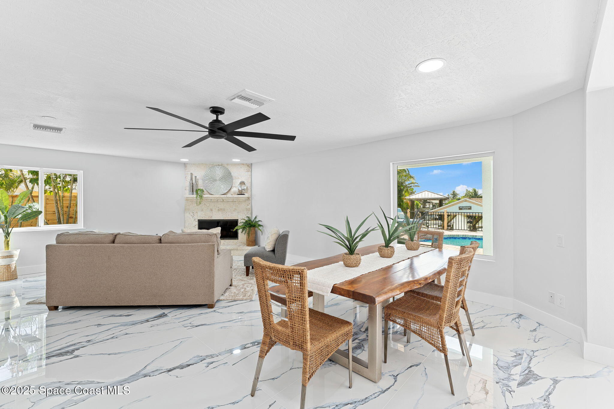 398 Riverview Lane
