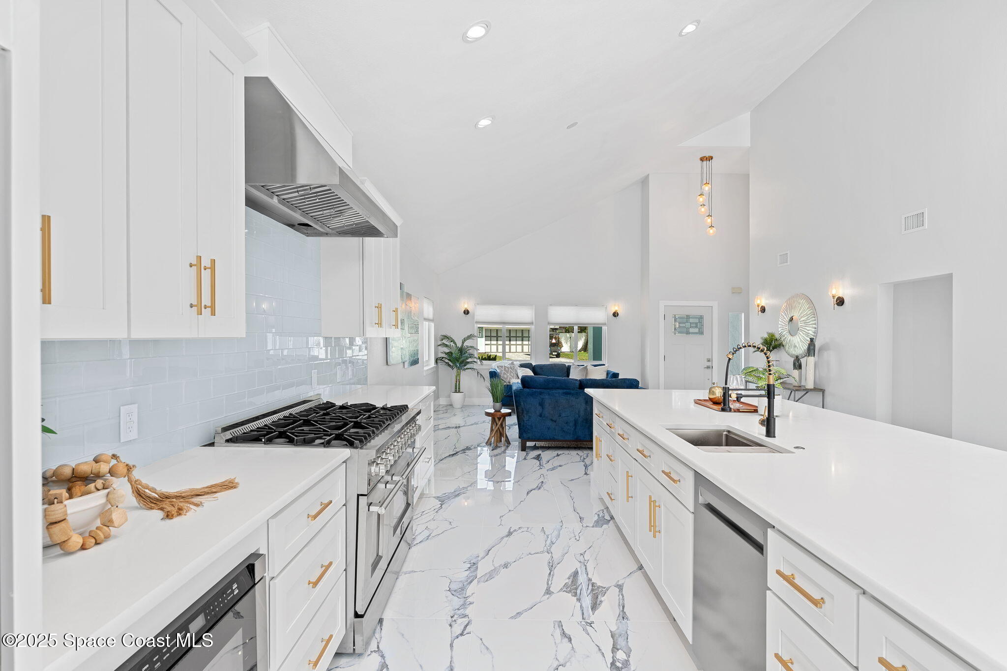 398 Riverview Lane