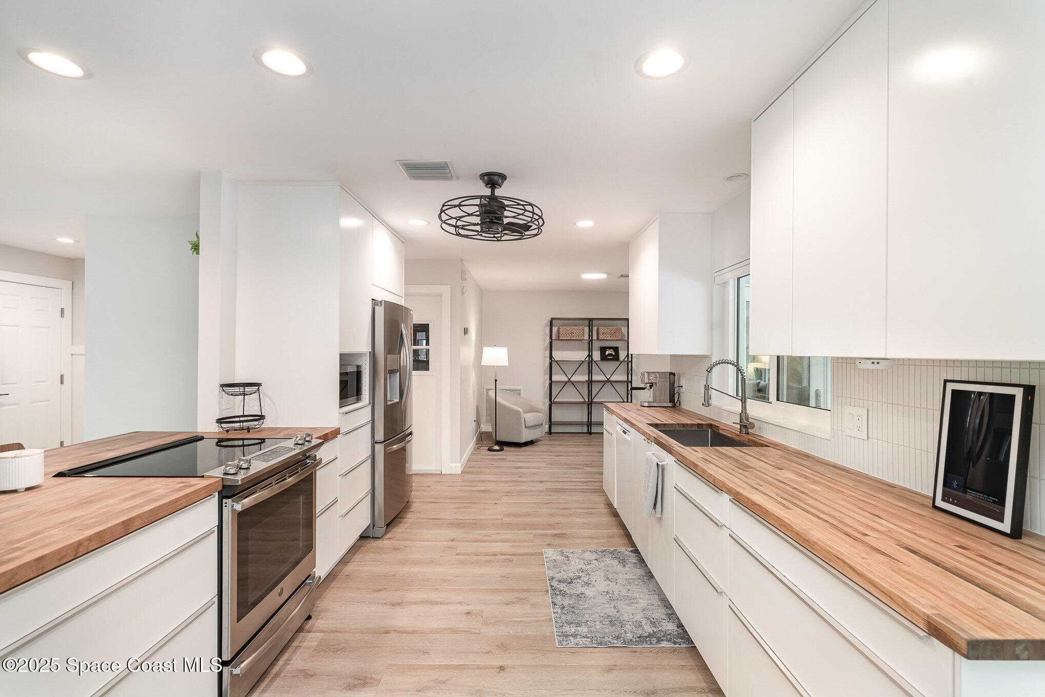 175 Sunrise Avenue
