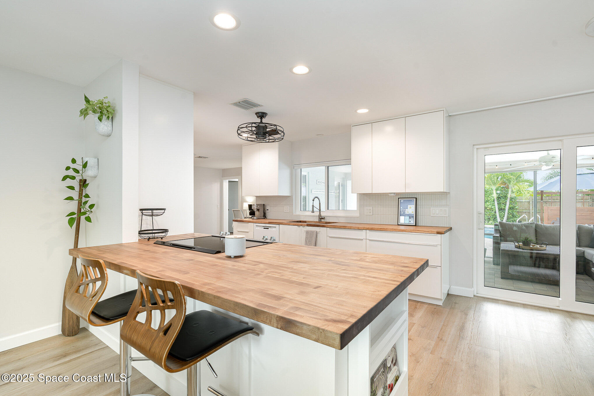 175 Sunrise Avenue
