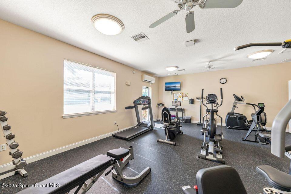 8931 Lake Drive, 401