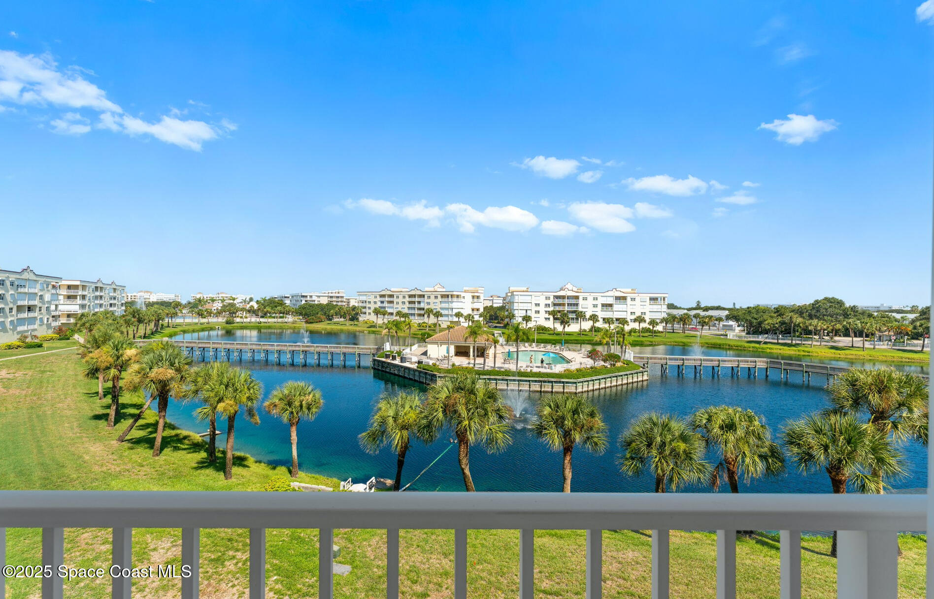 8931 Lake Drive, 401