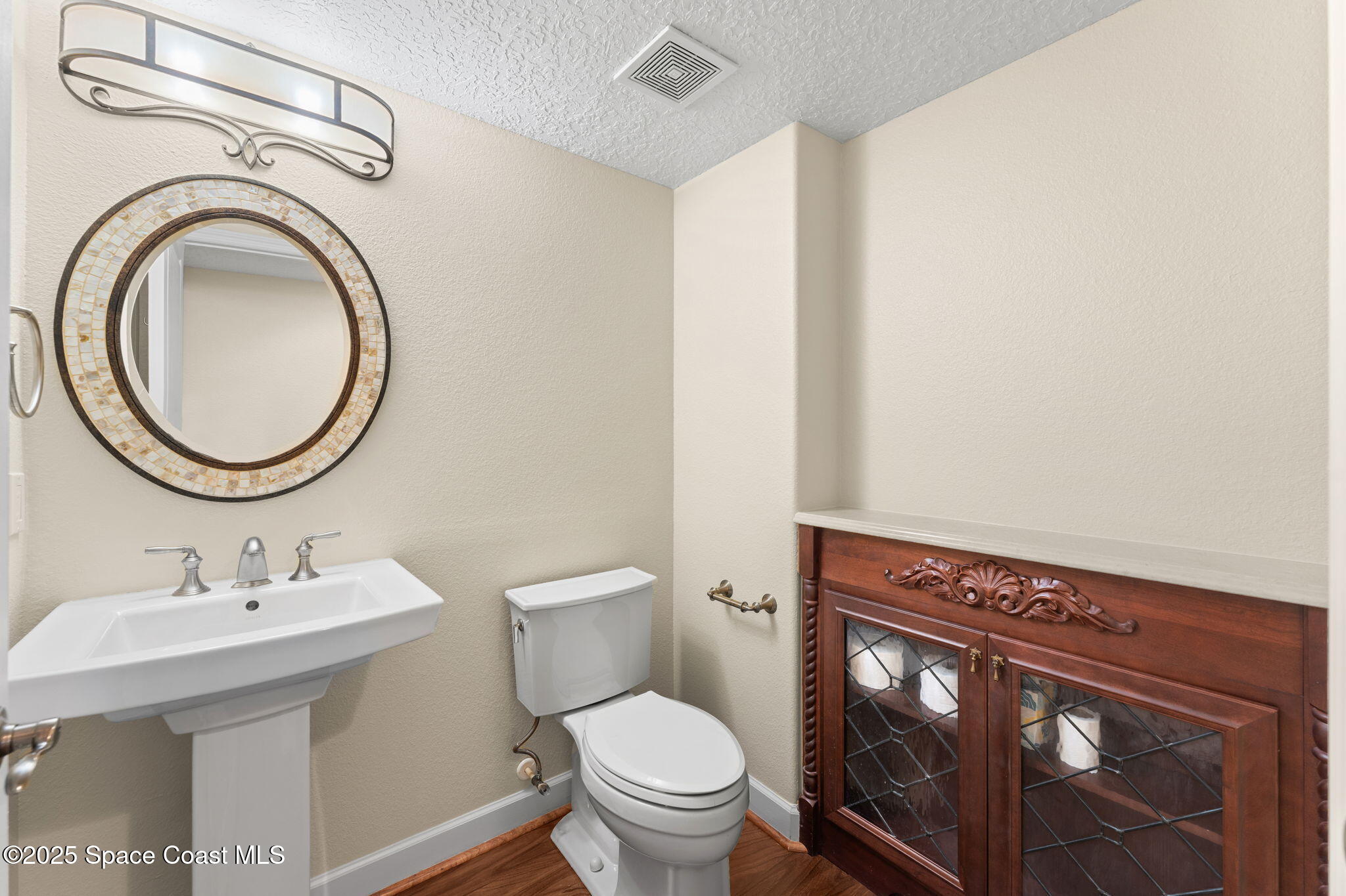 2075 Highway A1a, 2601b