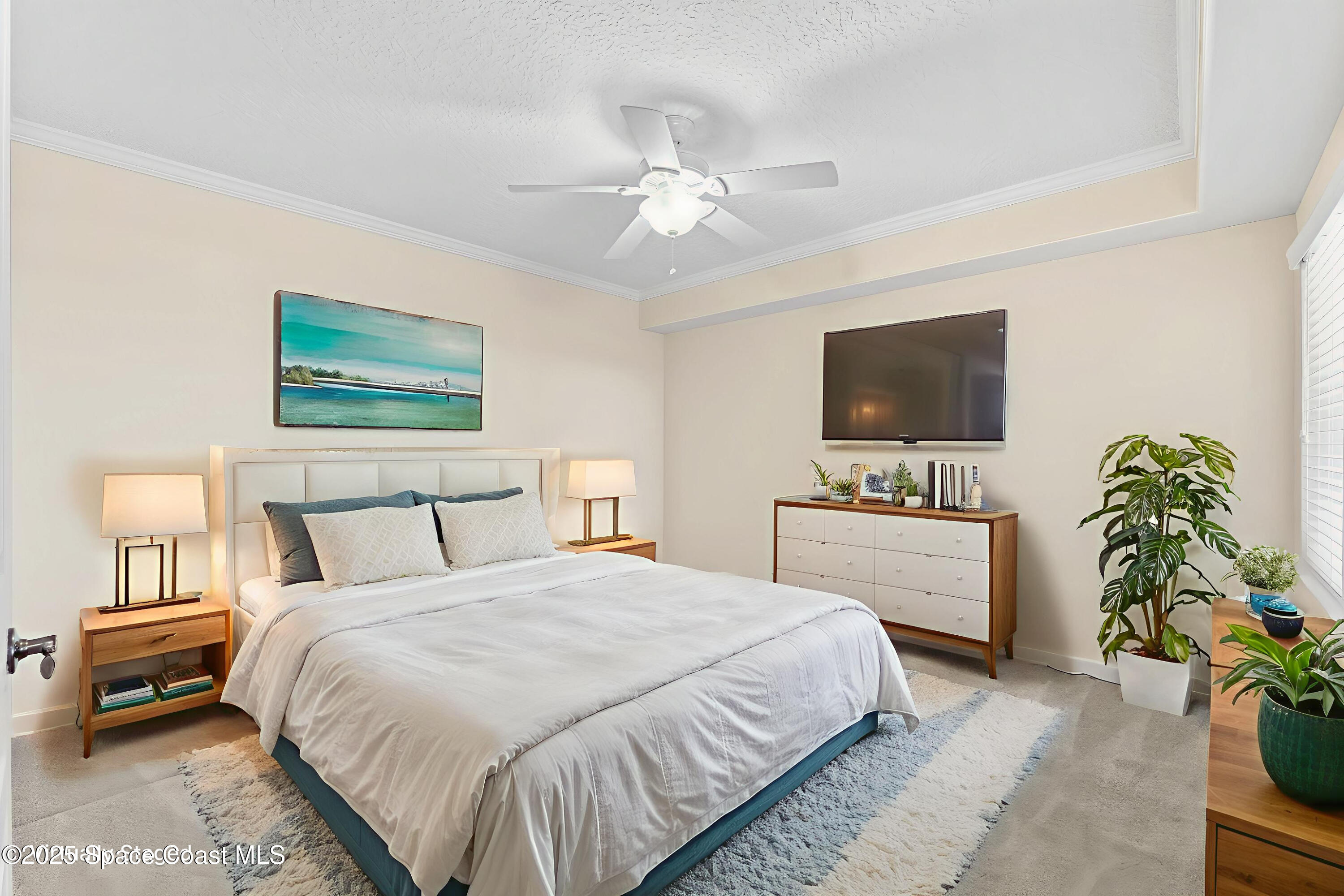 2075 Highway A1a, 2601b
