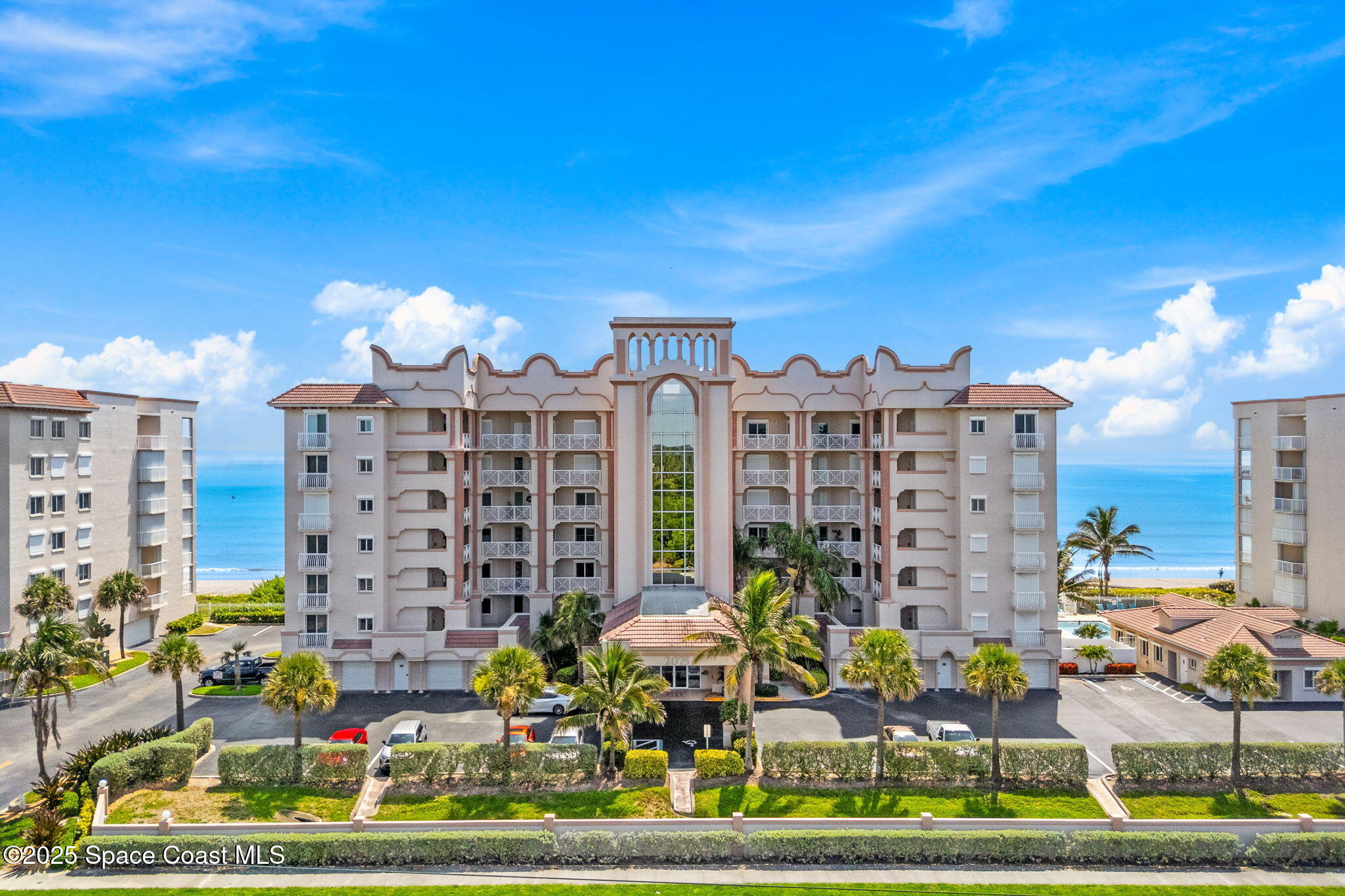 2075 Highway A1a, 2601b