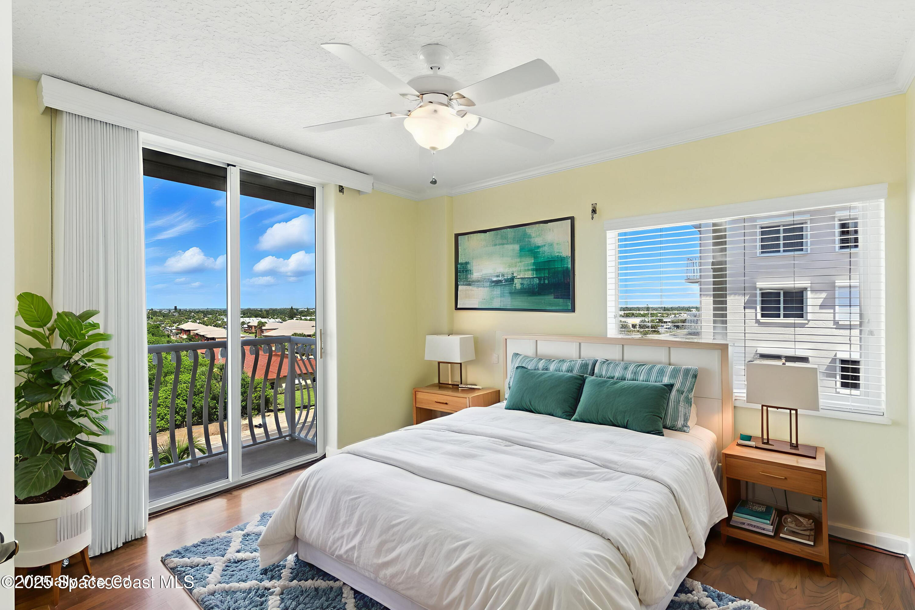 2075 Highway A1a, 2601b
