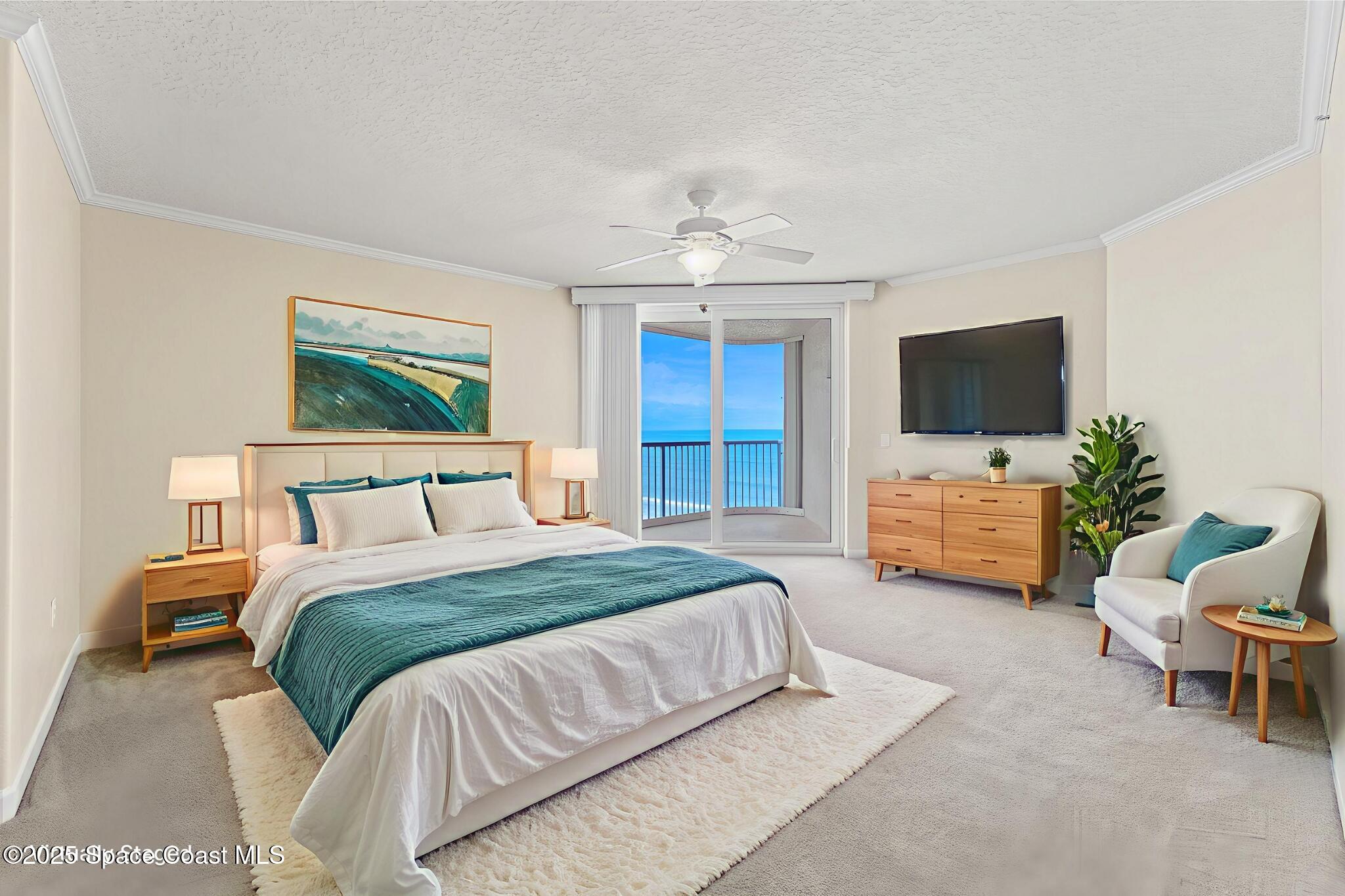 2075 Highway A1a, 2601b