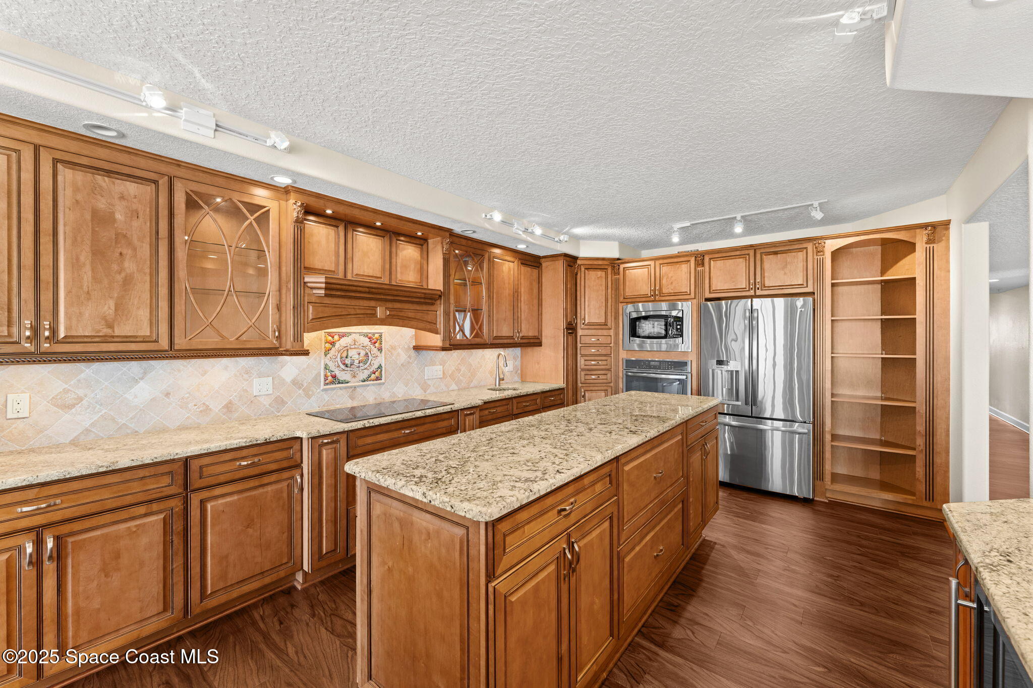 2075 Highway A1a, 2601b