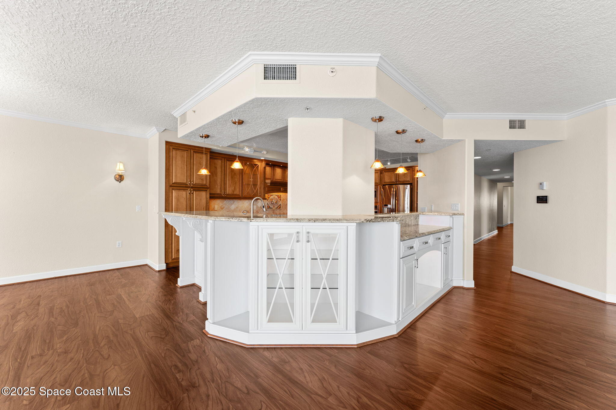2075 Highway A1a, 2601b