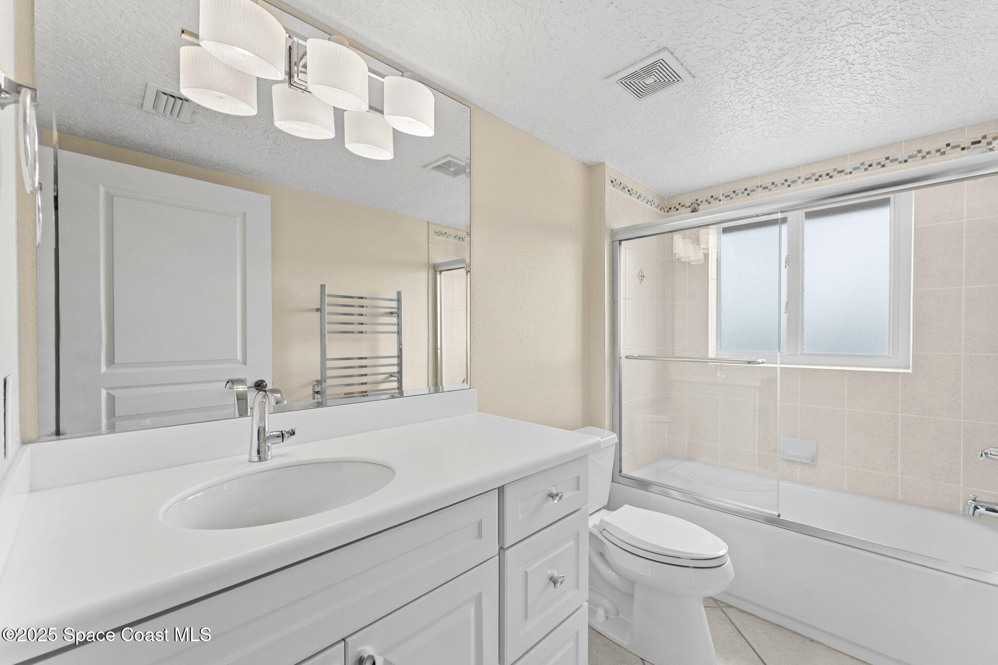 2075 Highway A1a, 2601b