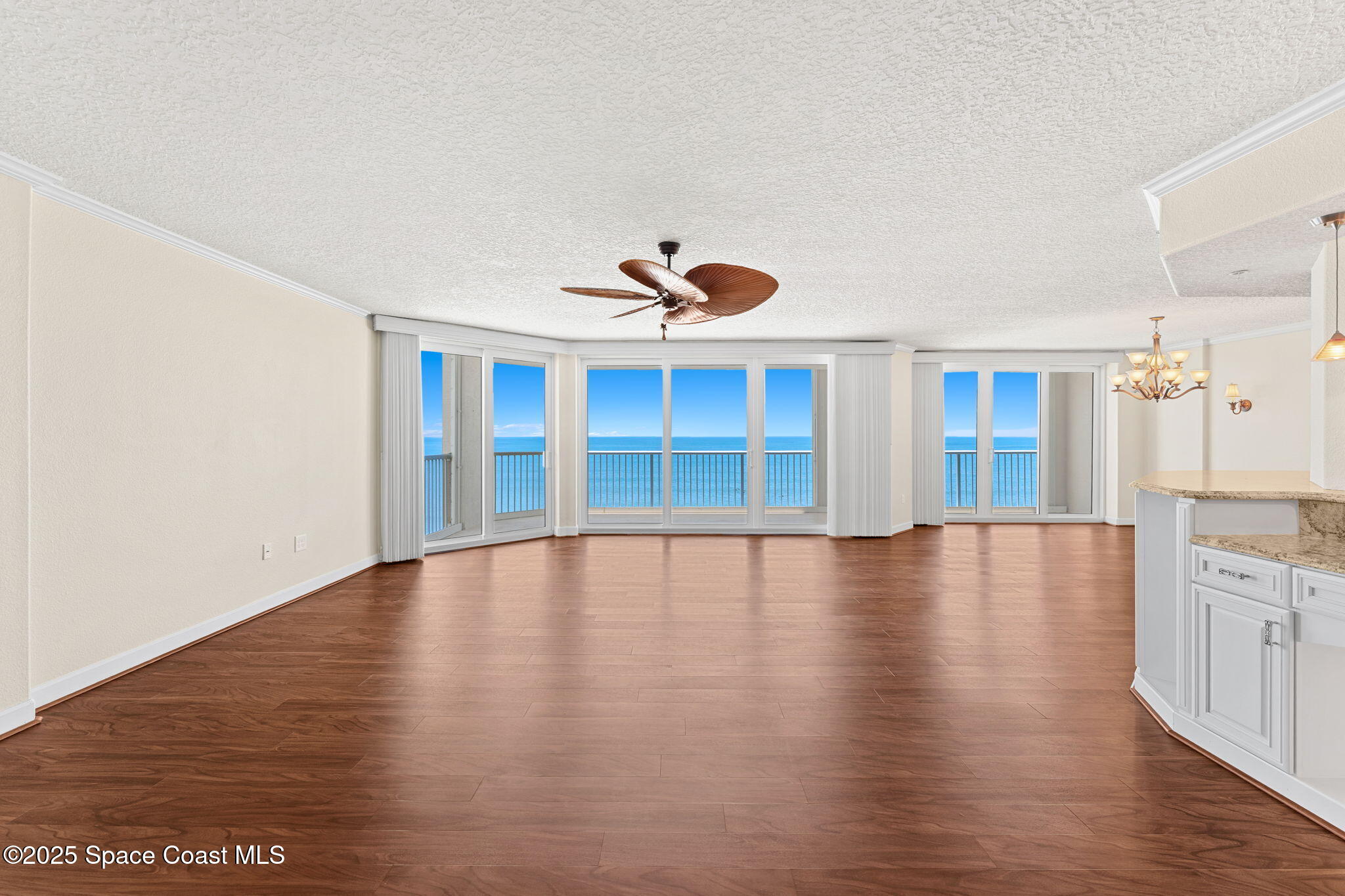 2075 Highway A1a, 2601b