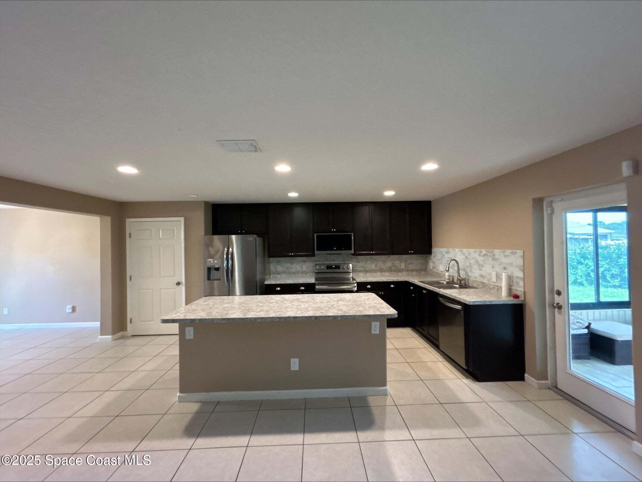 1334 Lotus Street SE