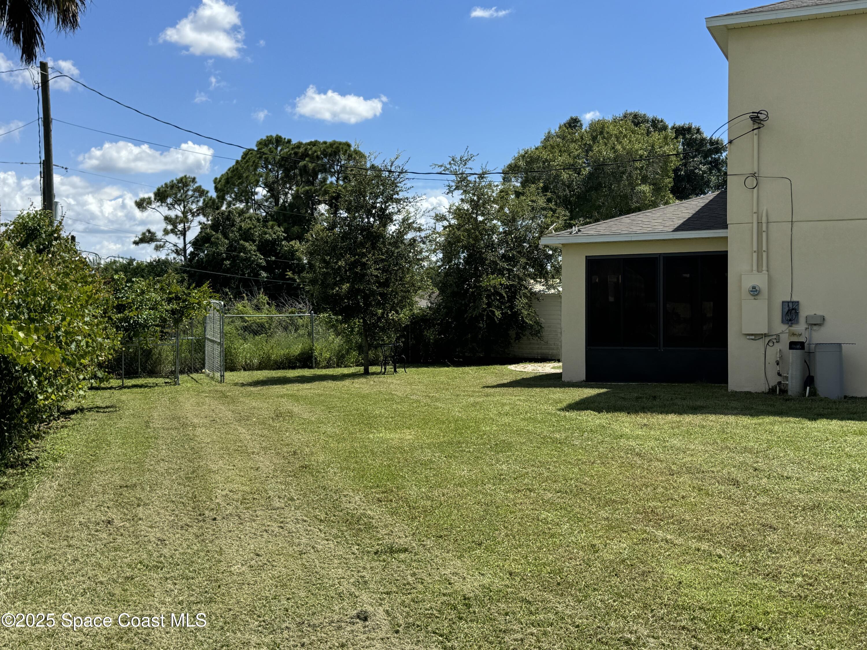 1334 Lotus Street SE