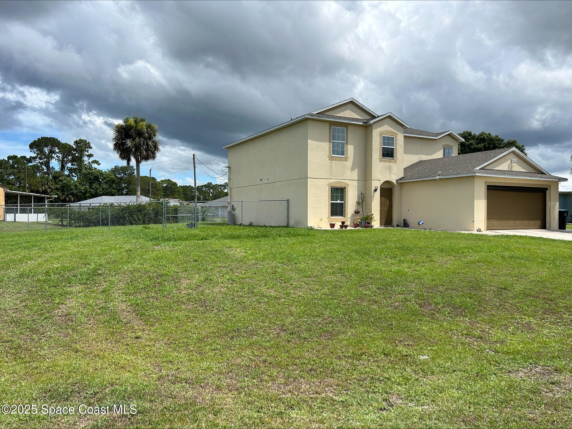 1334 Lotus Street SE