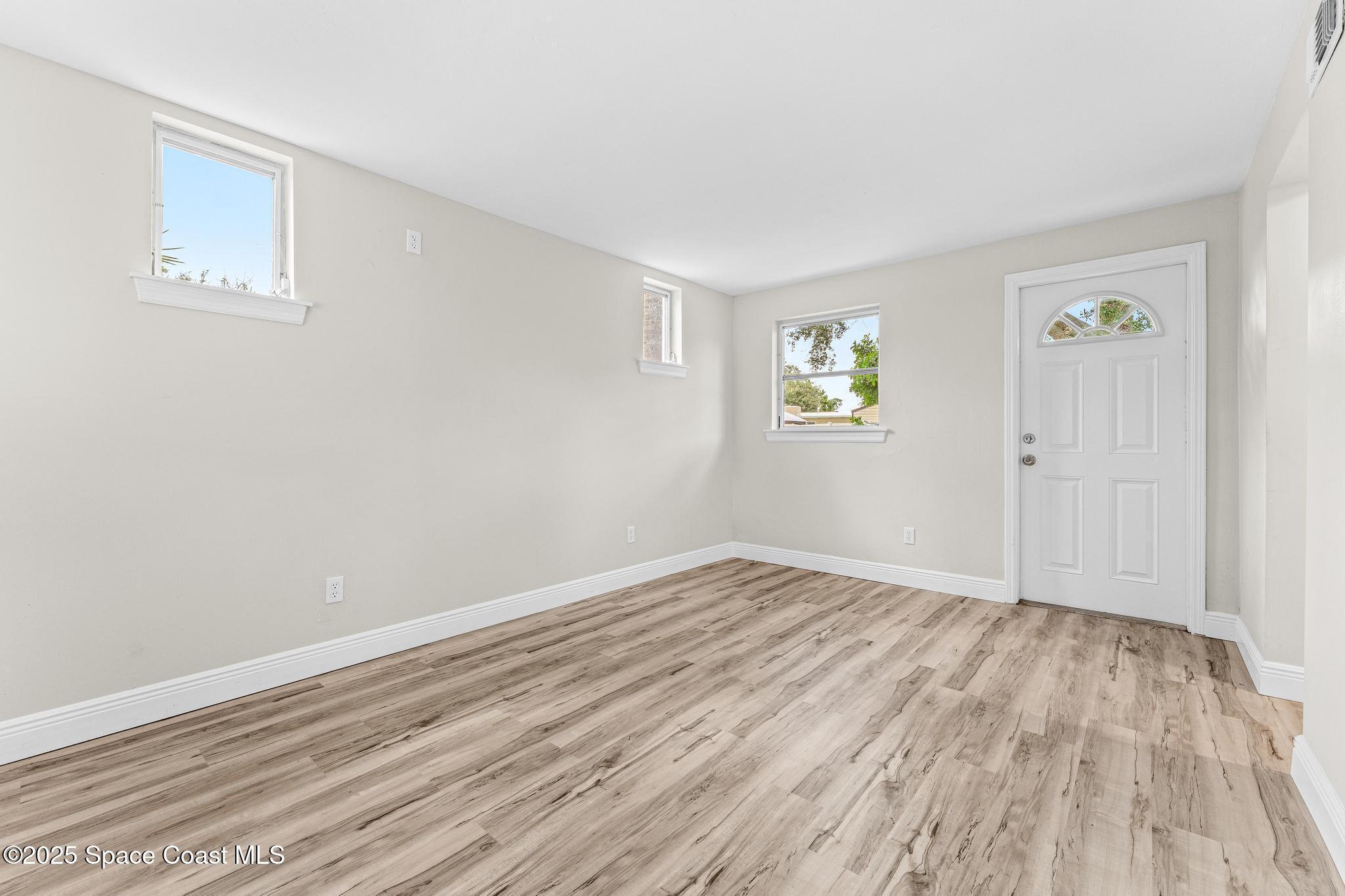 1644 Old Colonial Way