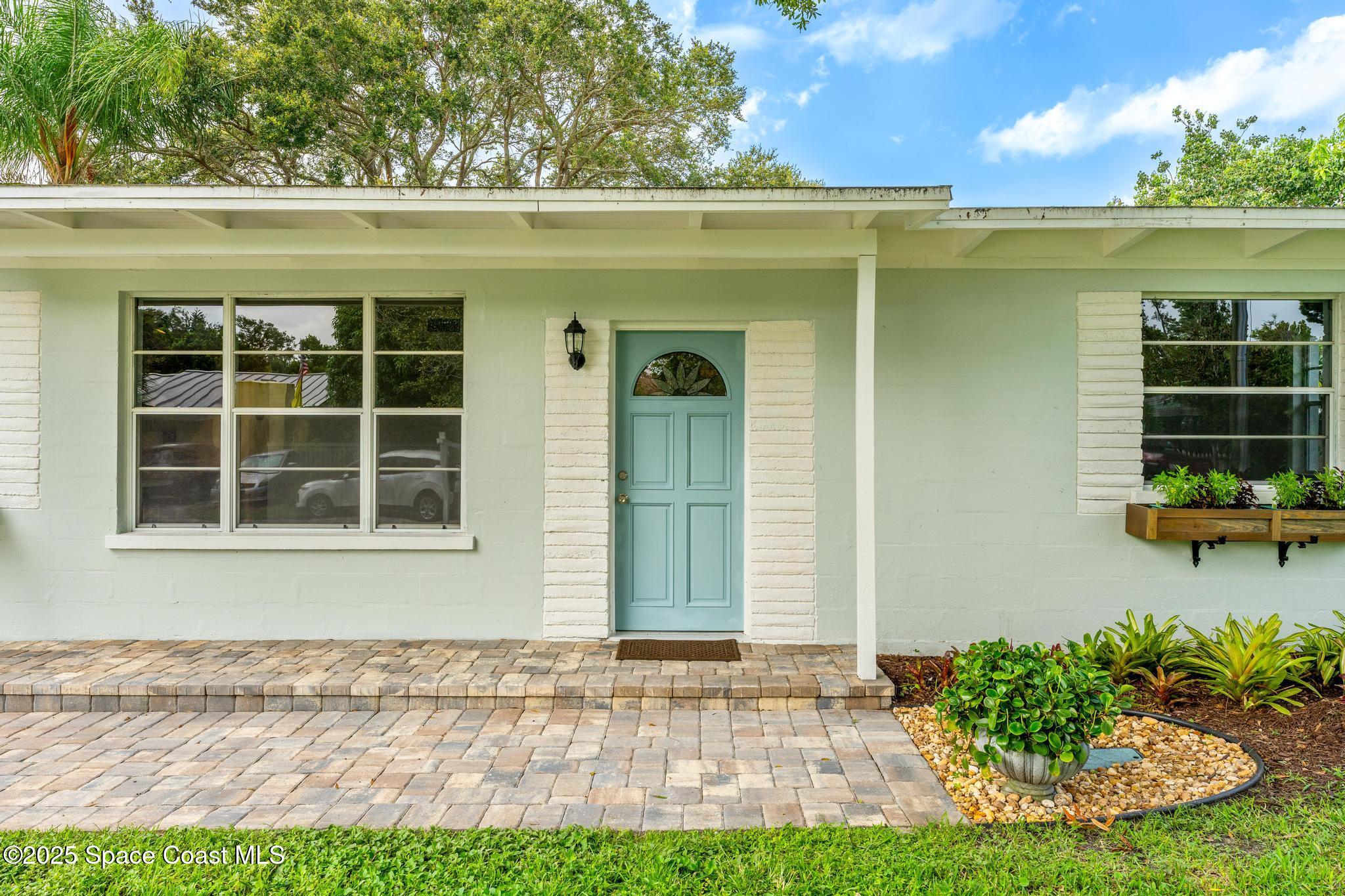 1644 Old Colonial Way