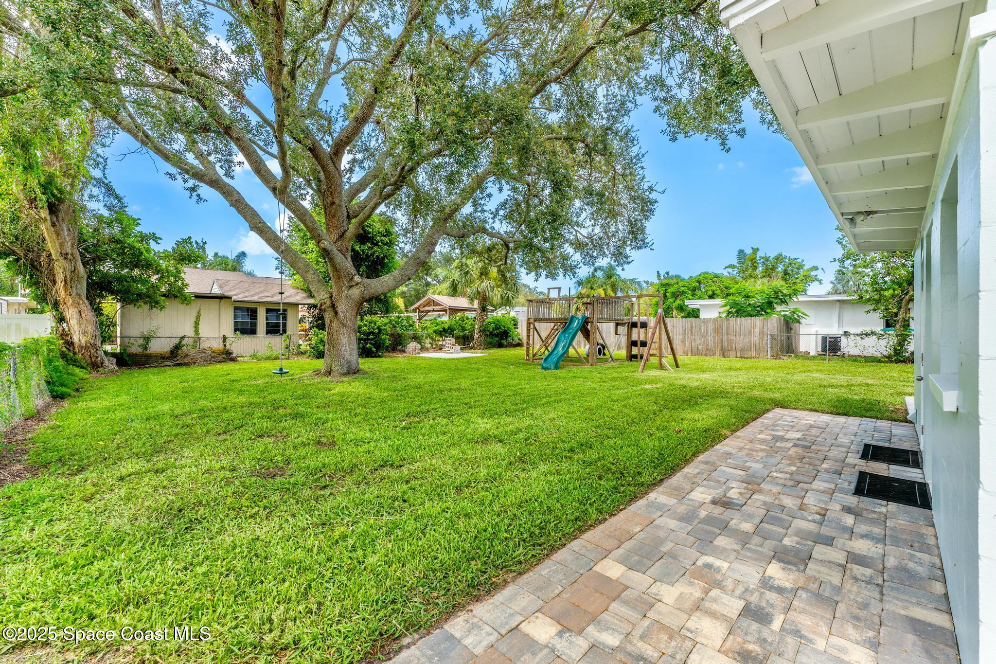 1644 Old Colonial Way