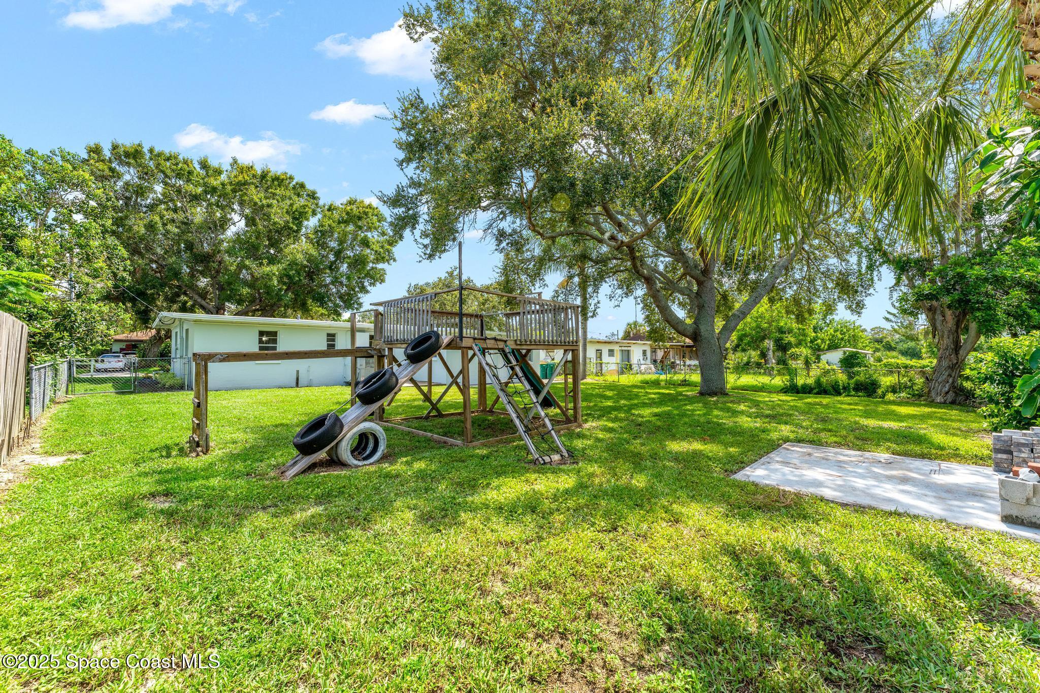 1644 Old Colonial Way