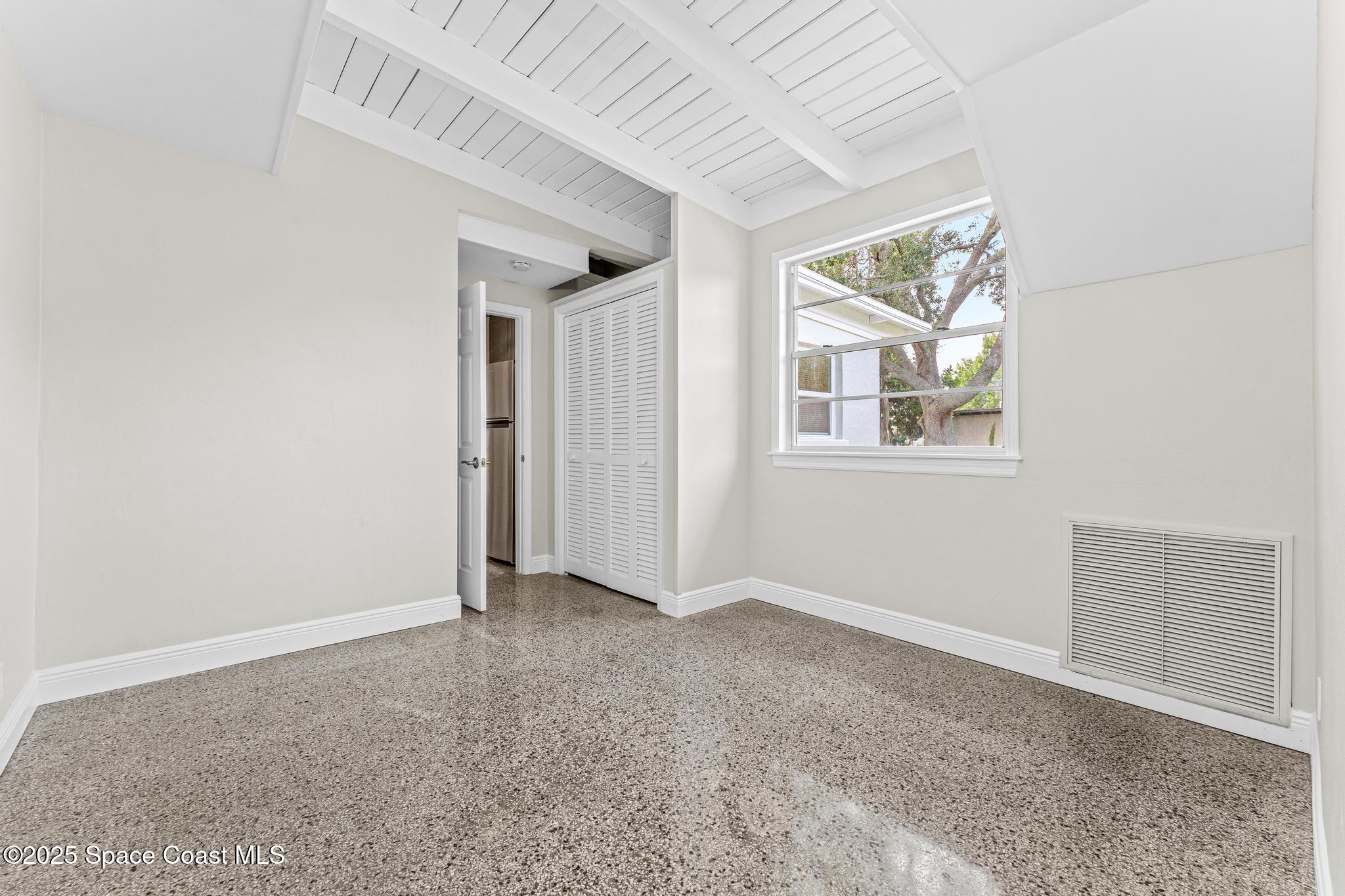 1644 Old Colonial Way