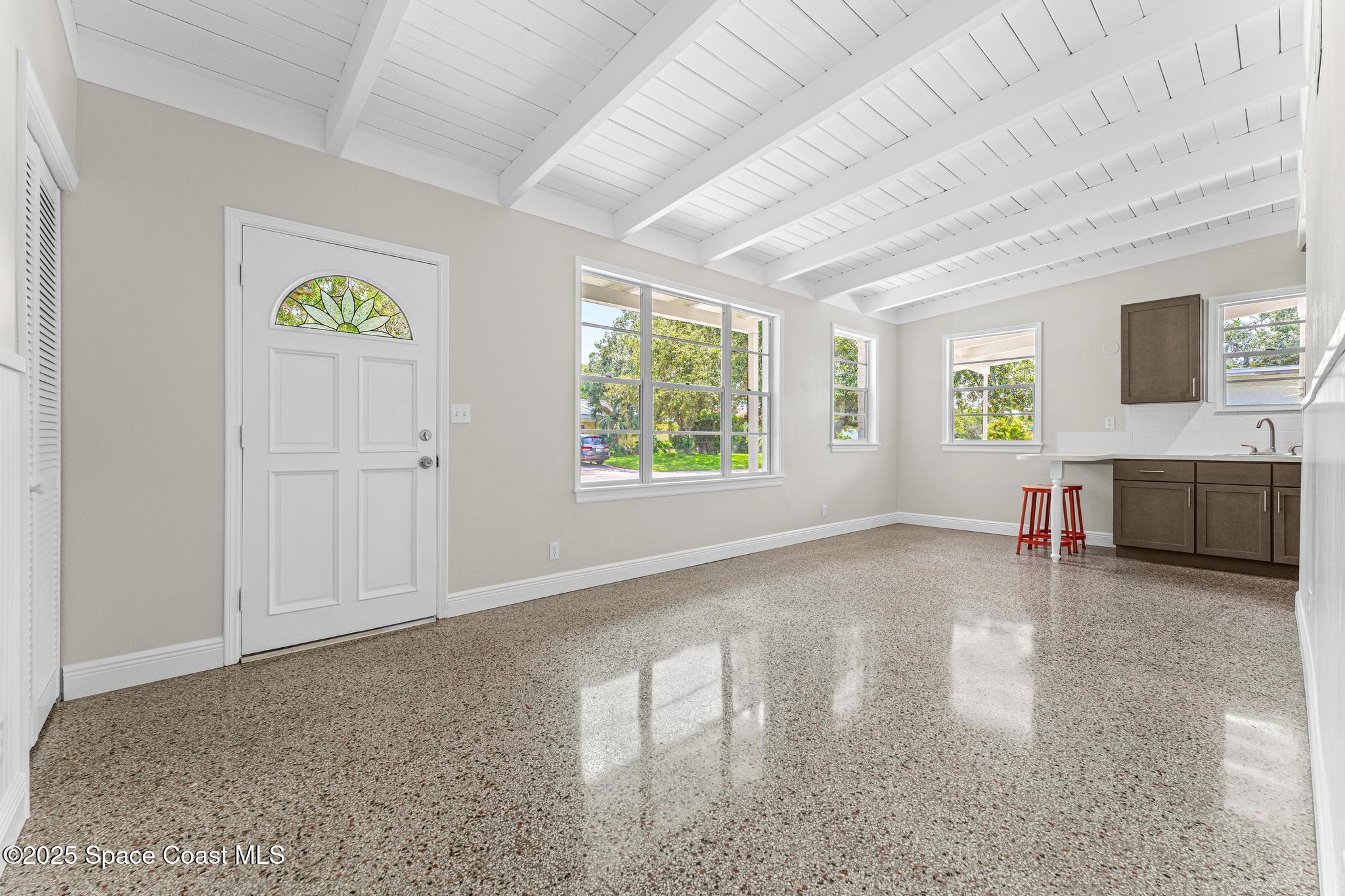 1644 Old Colonial Way