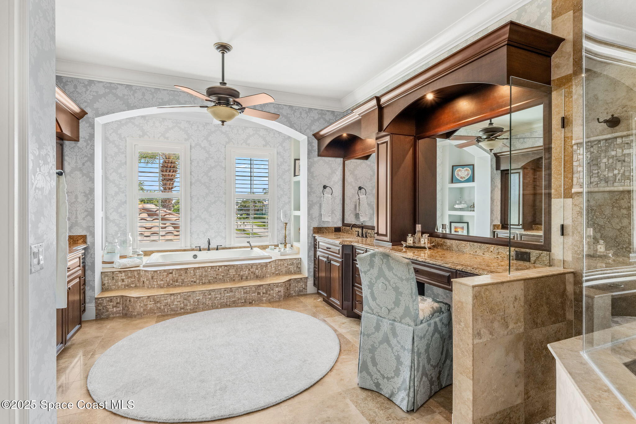 257 Lansing Island Drive